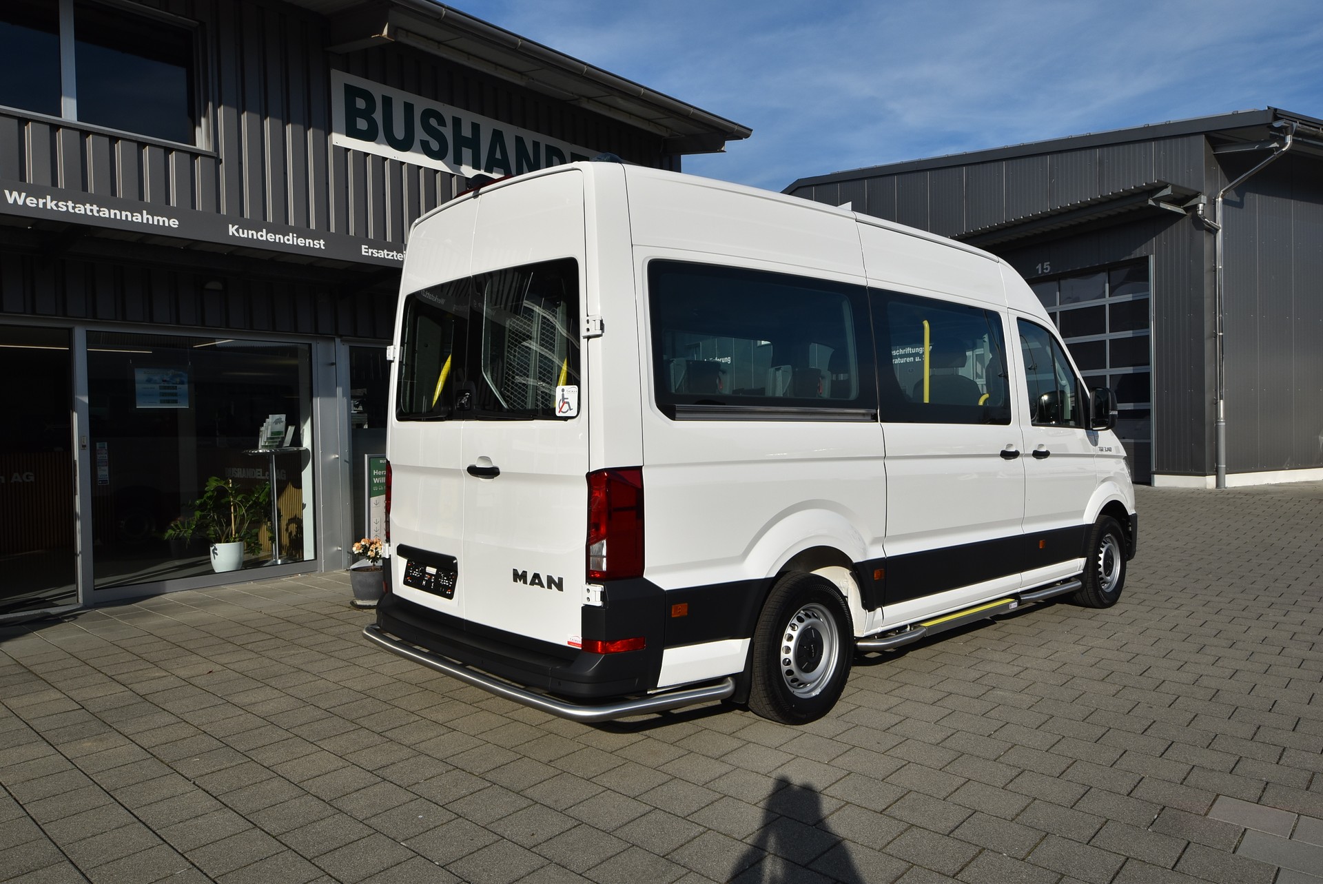 MAN TGE 3.140 Rollstuhlbus-image-2