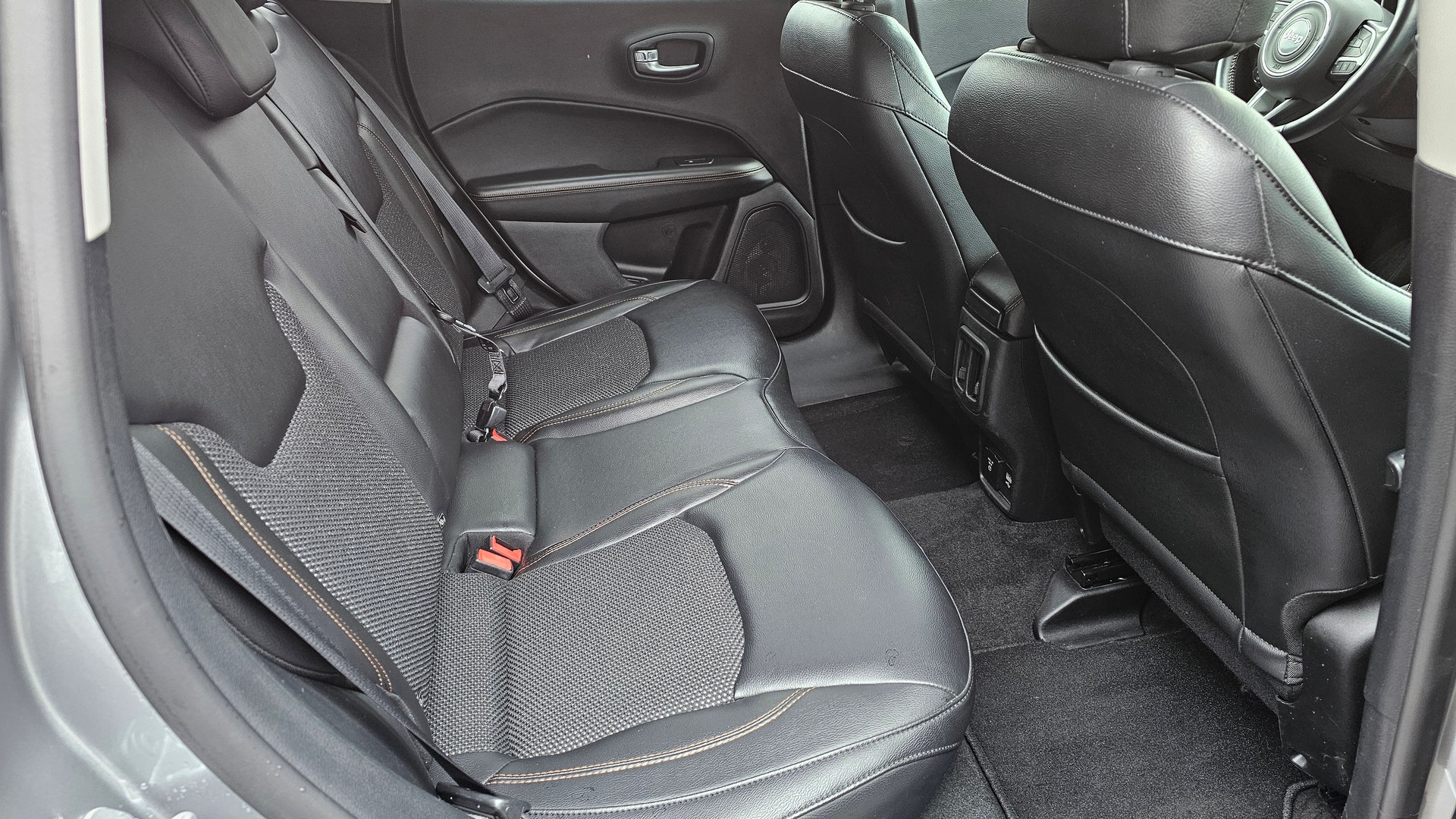 JEEP Compass 2.0CRD Limited AWD 9ATX-image-11