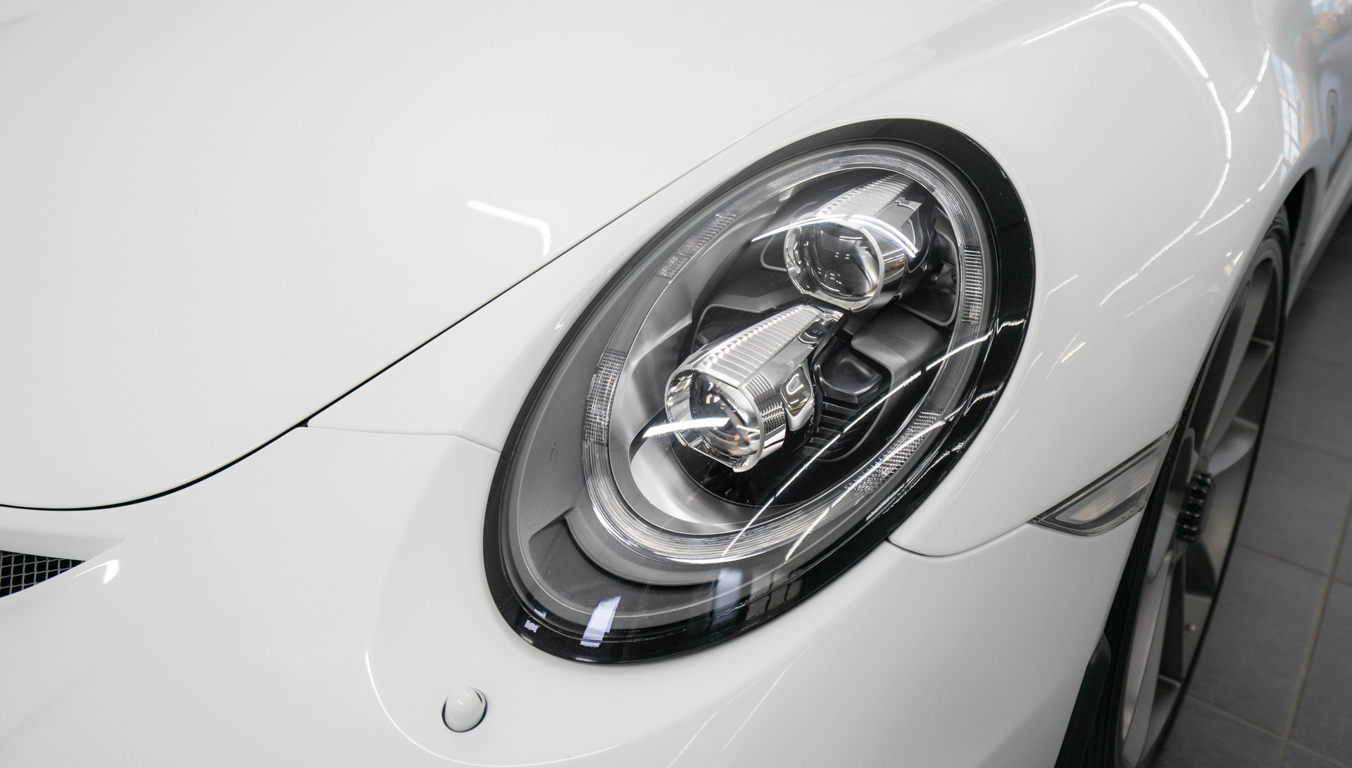 PORSCHE 911 GT3 PDK - KW Manthey-image-21