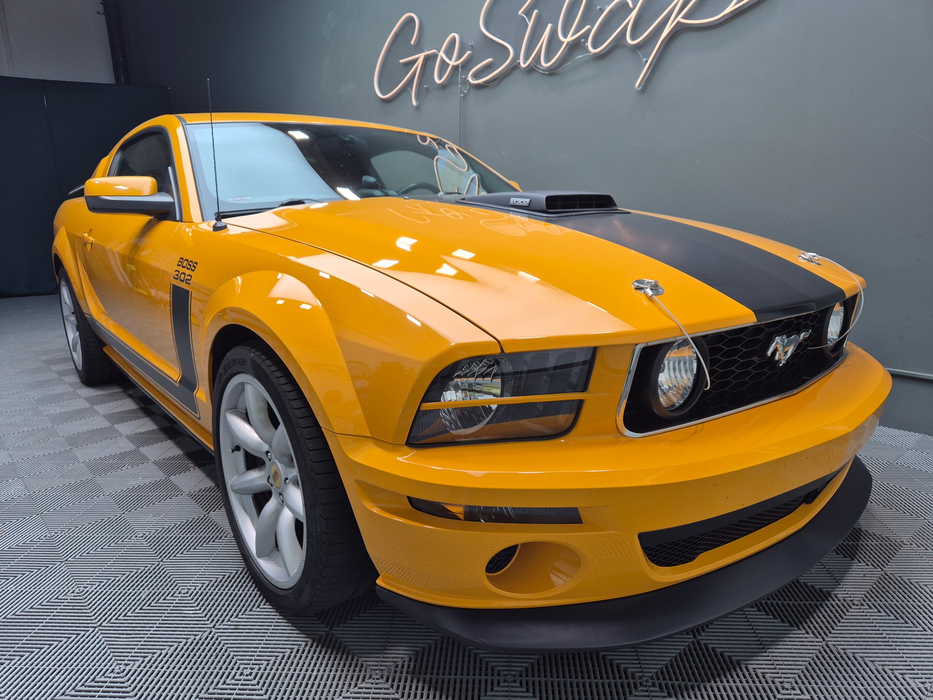 FORD Saleen - Parnelli Jones - Limited Edition - 406/500 units-image-1