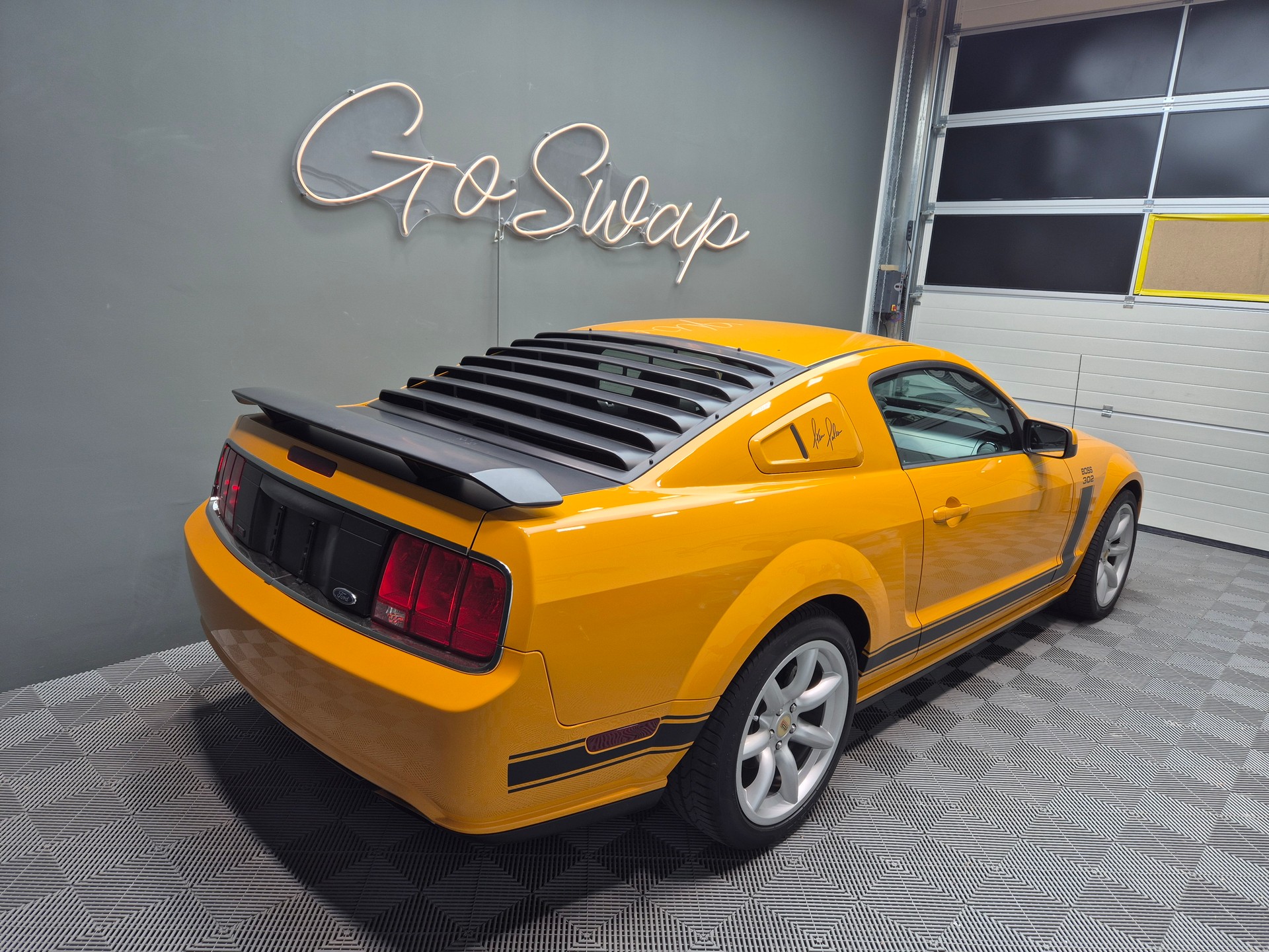 FORD Saleen - Parnelli Jones - Limited Edition - 406/500 units-image-3