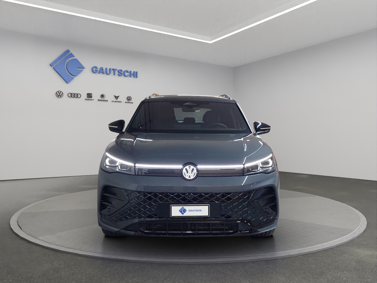 VW Tiguan 2.0 TDI SCR R-Line 4Motion DSG-image-4
