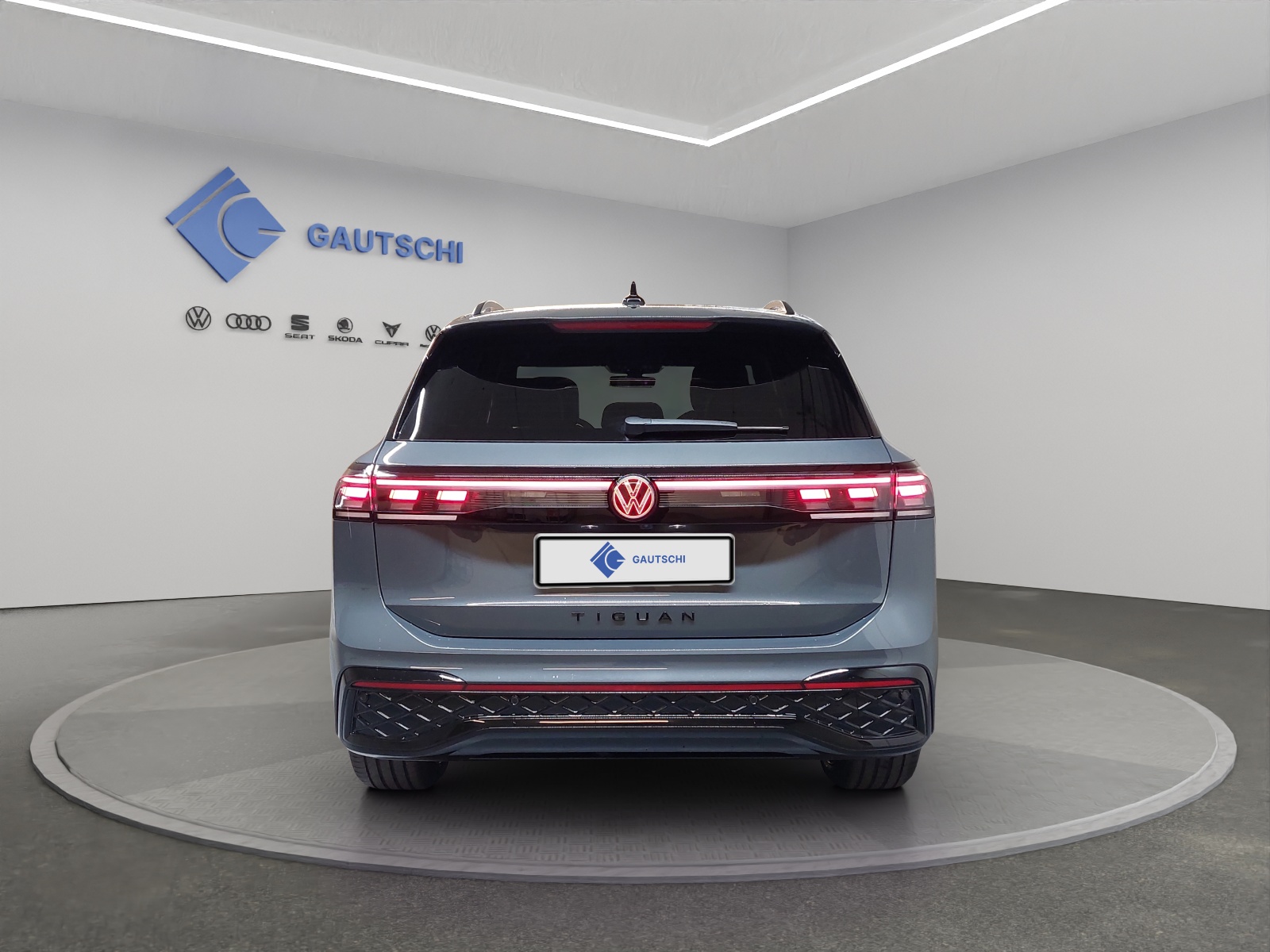 VW Tiguan 2.0 TDI SCR R-Line 4Motion DSG-image-3