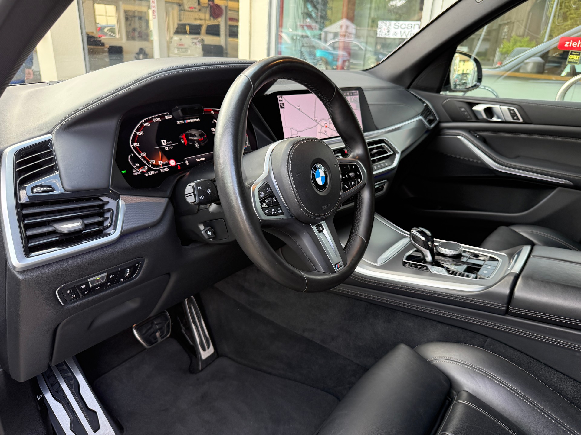 BMW X5 xDrive M50d Steptronic-image-12