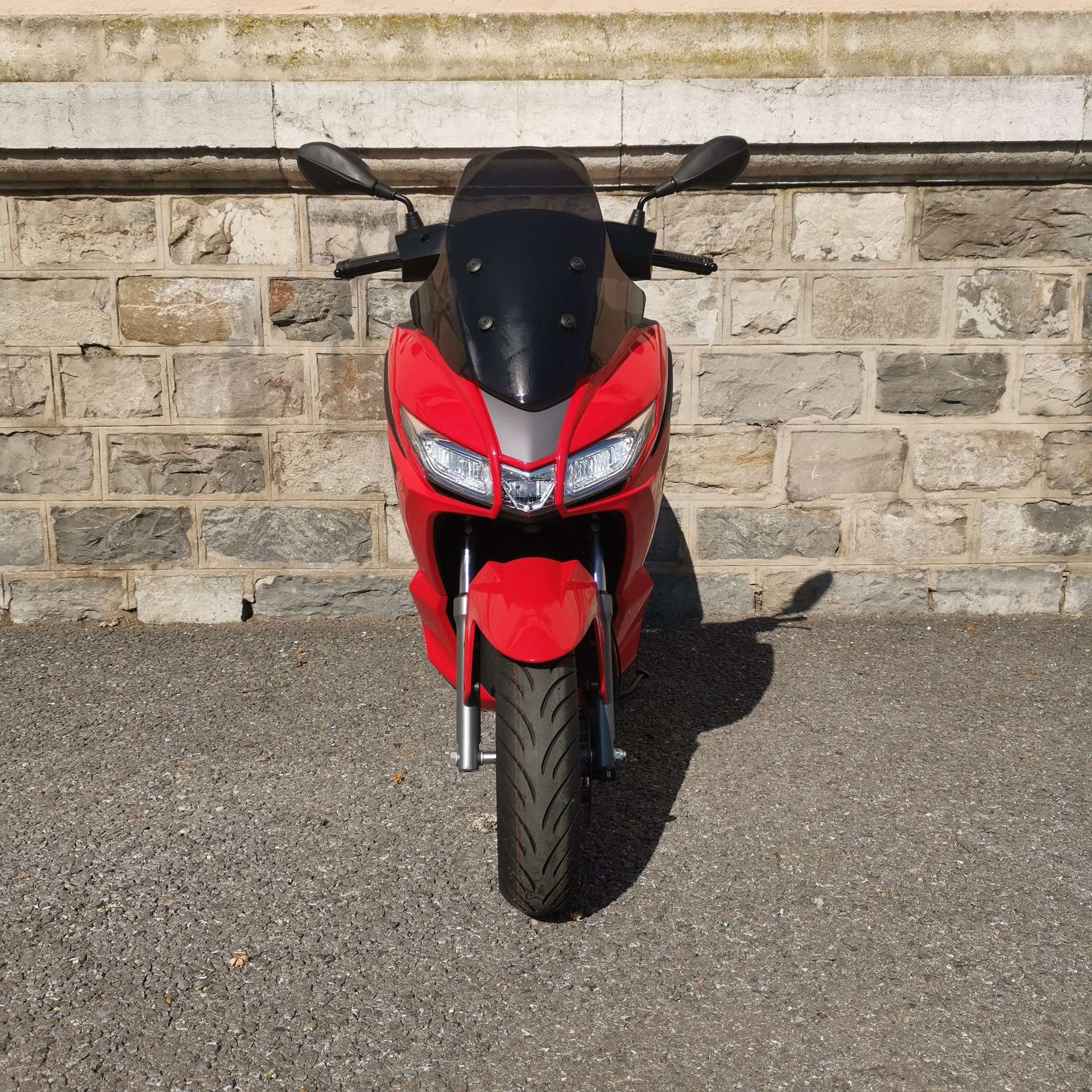 APRILIA SXR 50 (45kM/h)-showroom-element-1
