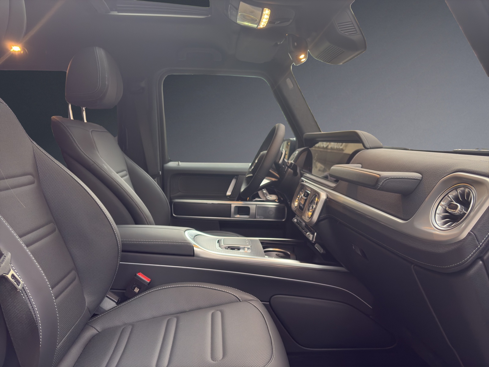 MERCEDES-BENZ G 450d 9G-Tronic-image-7