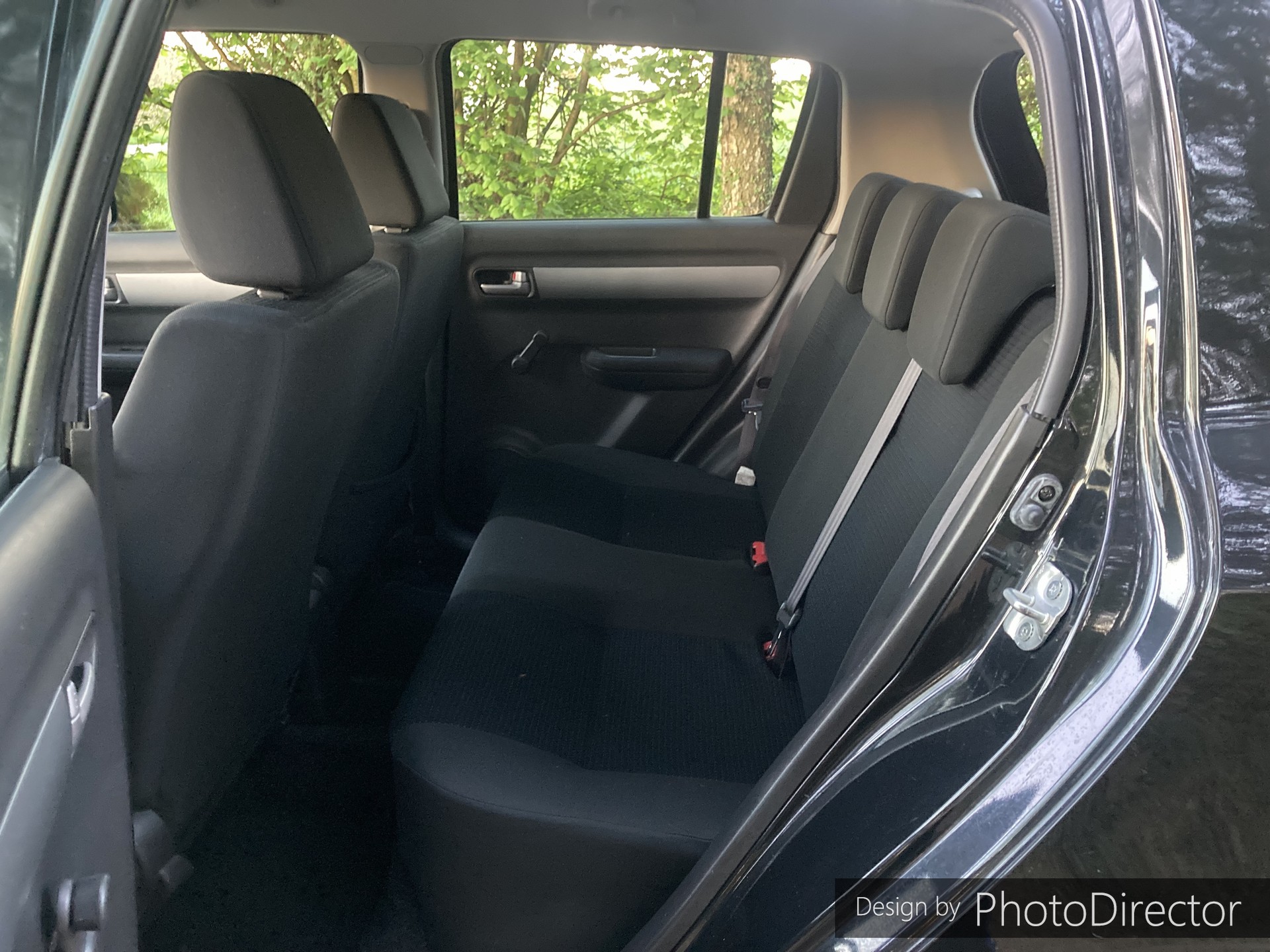 SUZUKI Swift 1.3i 16V GL 101 EDITION-image-11