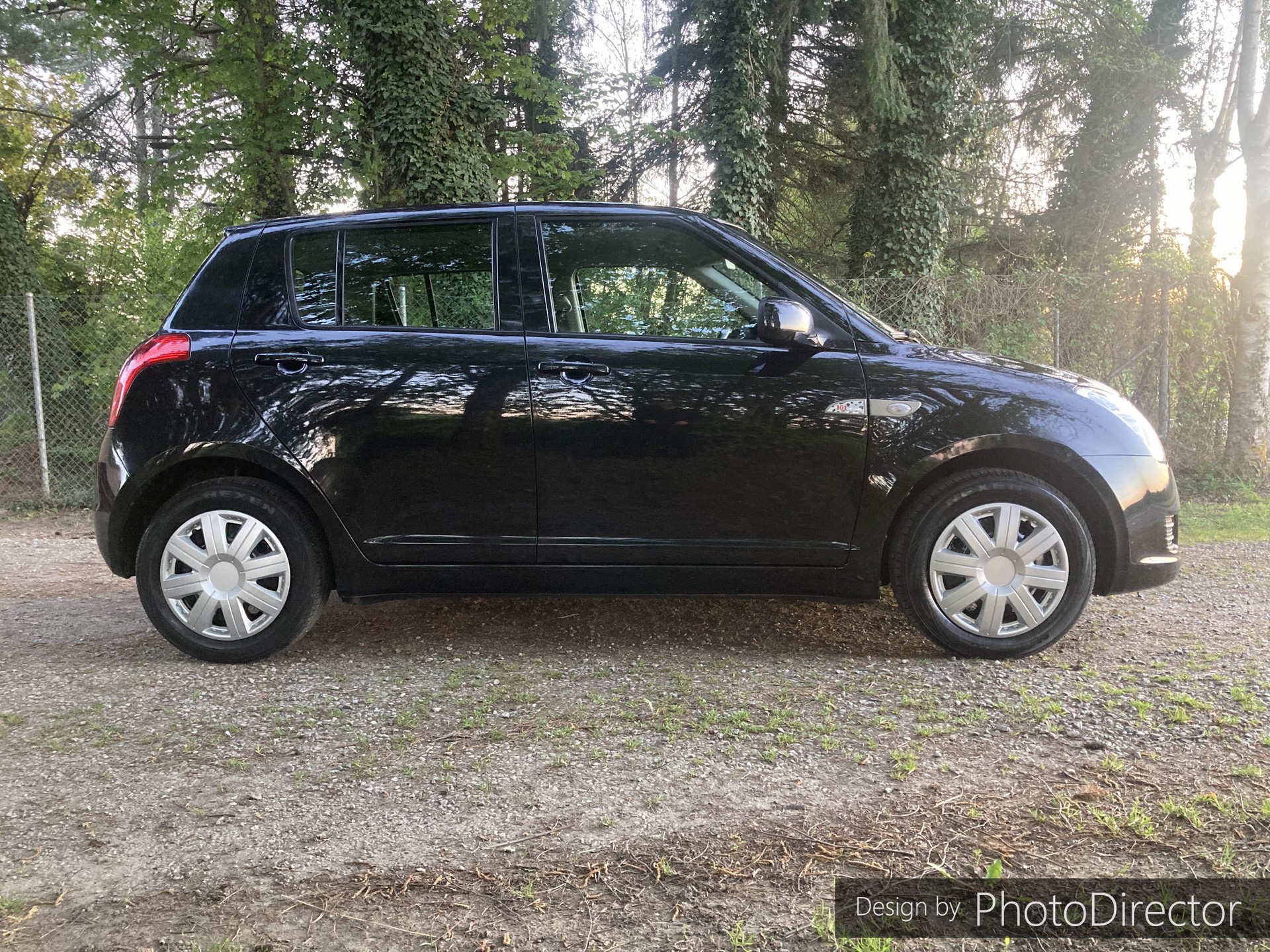 SUZUKI Swift 1.3i 16V GL 101 EDITION-image-4