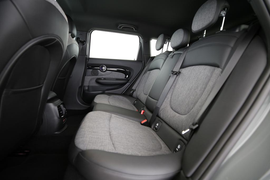 MINI Clubman F54 1.5i Cooper-image-12