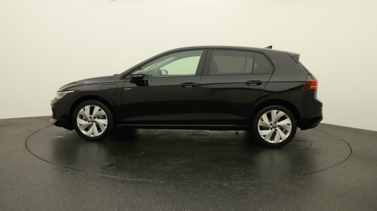 VW Golf VIII 1.5 TSI PHEV Limited-image-1