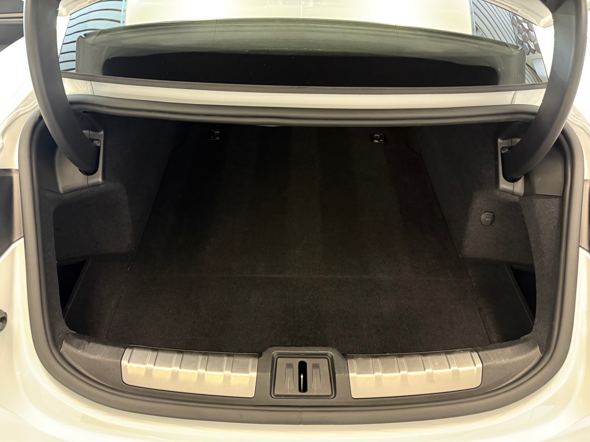 PORSCHE Taycan Turbo-image-10