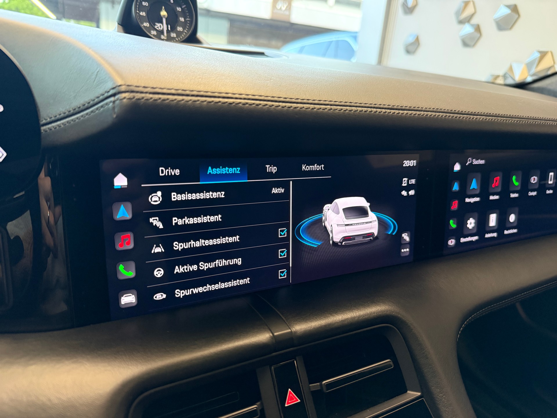 PORSCHE Taycan Turbo-image-21
