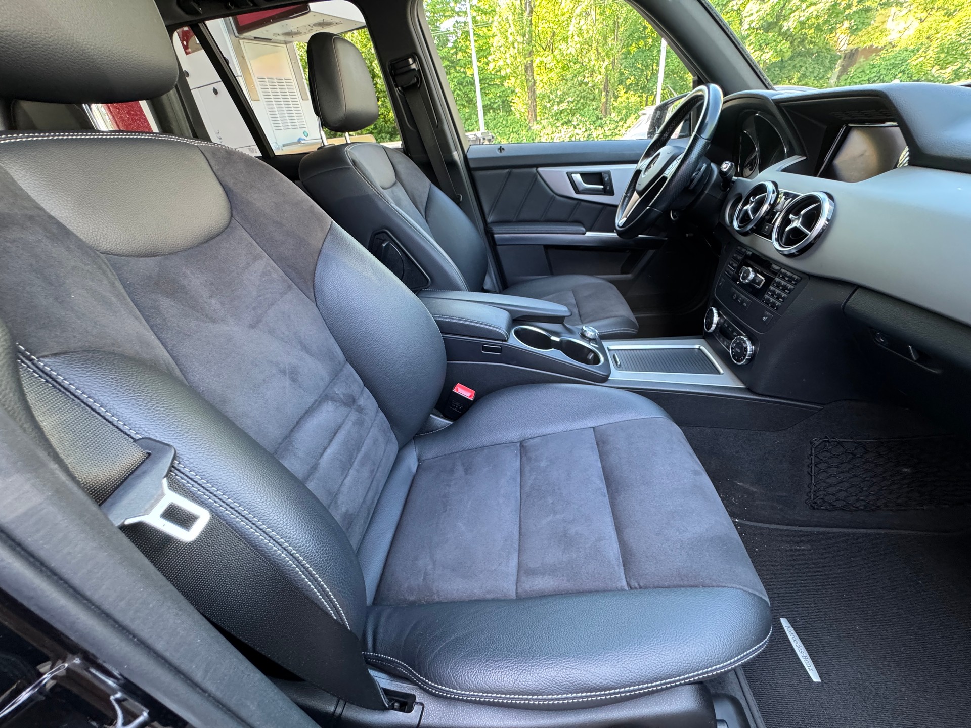 MERCEDES-BENZ GLK 350 4Matic 7G-Tronic-image-7
