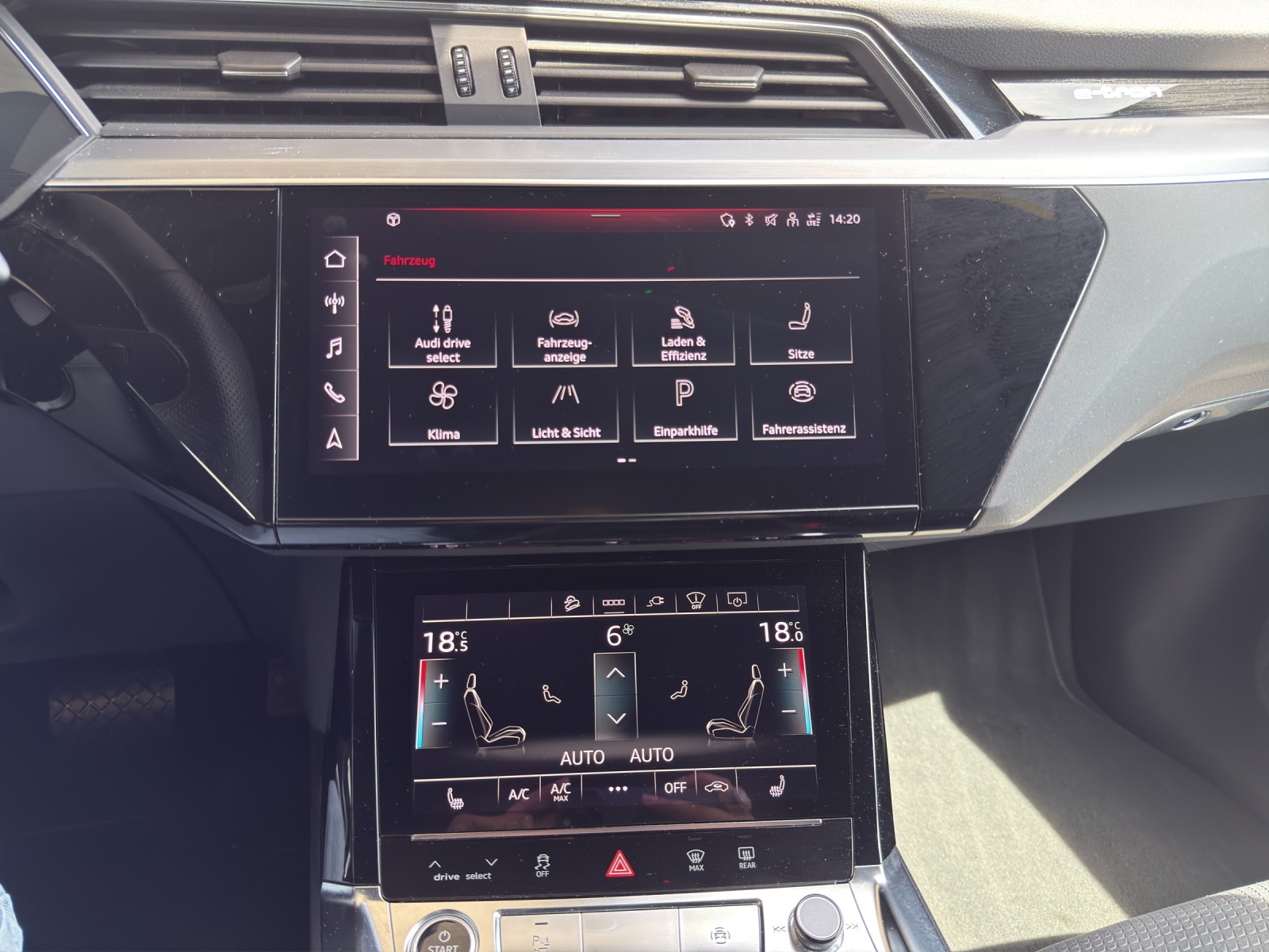 AUDI e-tron 55 Sportback S Line Black Edition quattro-image-8