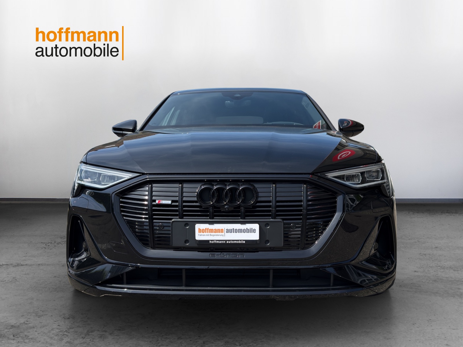 AUDI e-tron 55 Sportback S Line Black Edition quattro-image-1