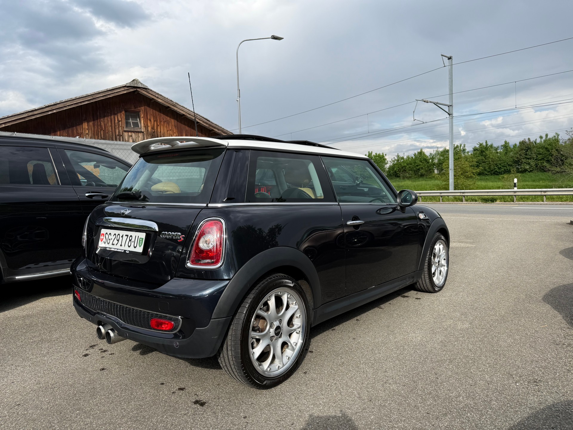 MINI Cooper S-image-4