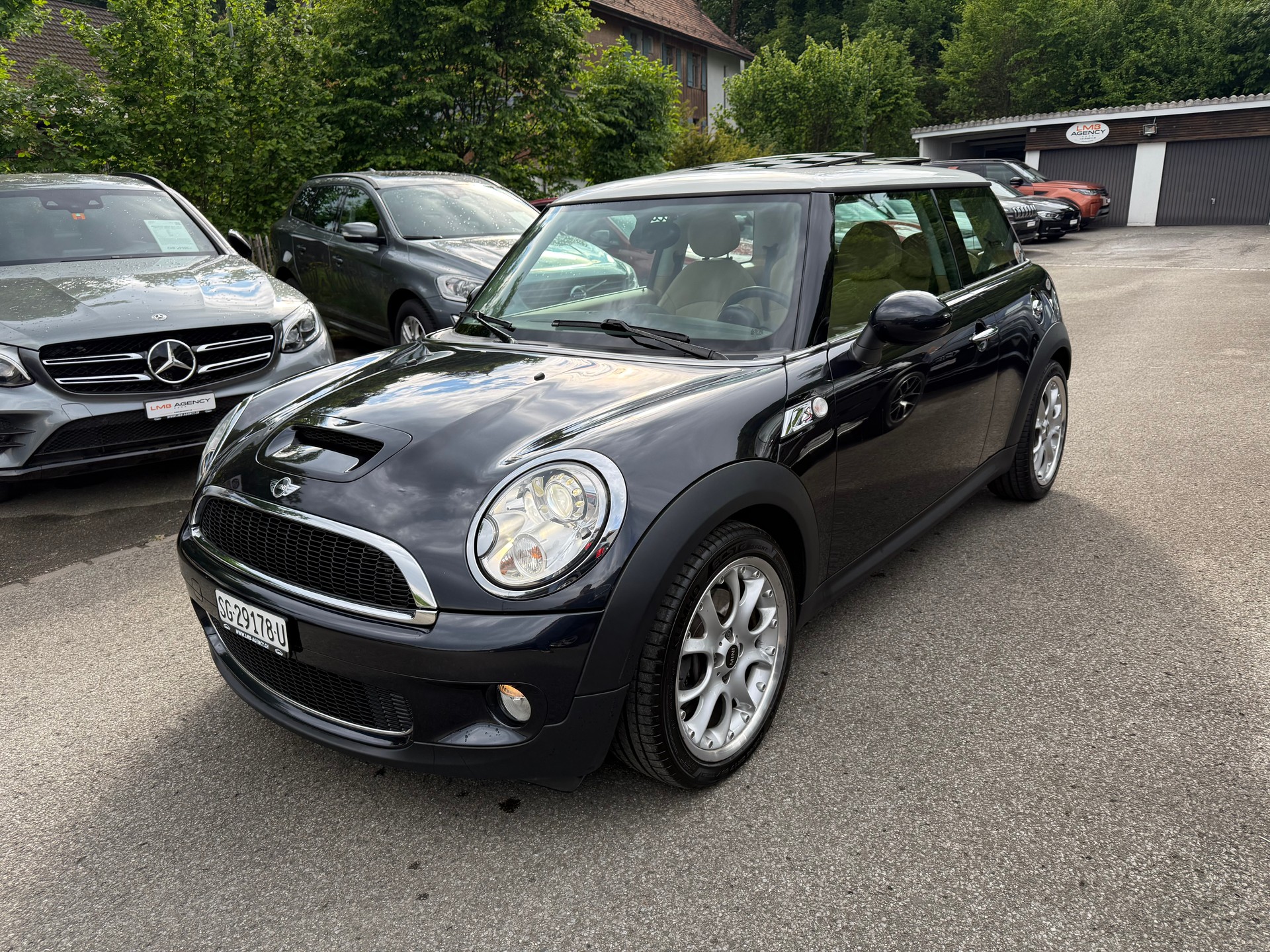 MINI Cooper S-image-3