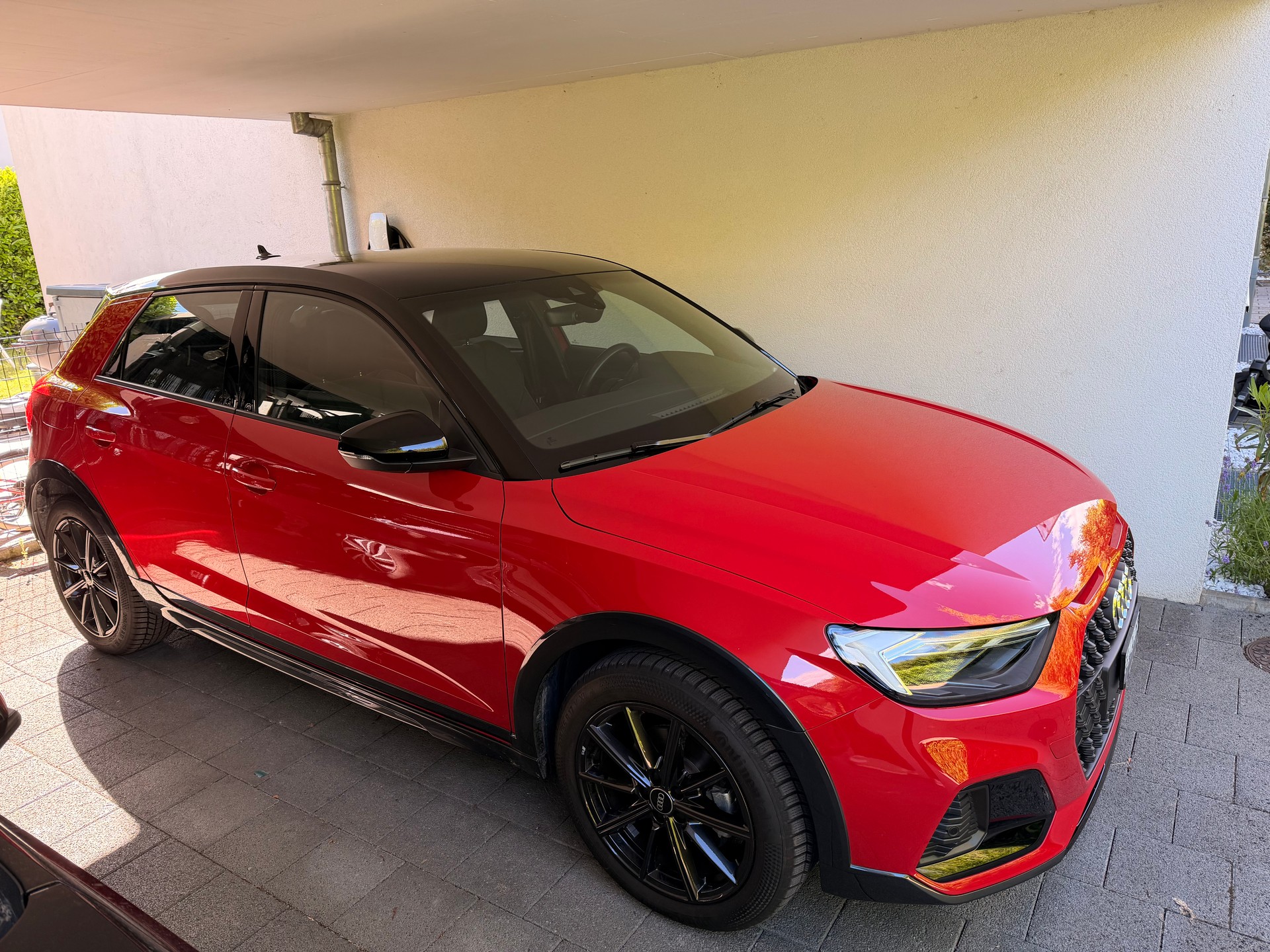 AUDI 1.0 30 TFSI Allstreet S-Tronic-image-3