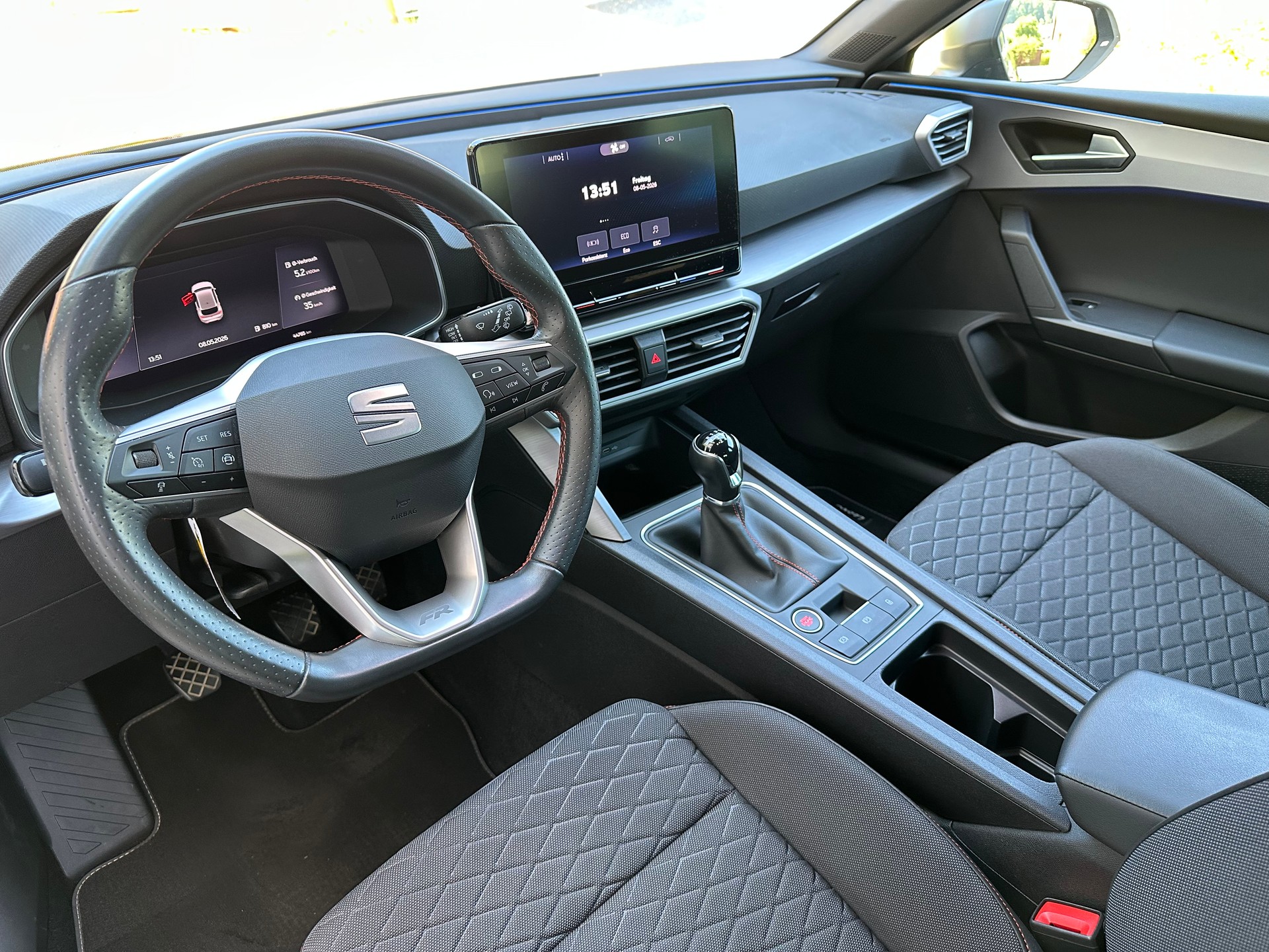 SEAT Leon 1.5 TSI Hola FR-image-3