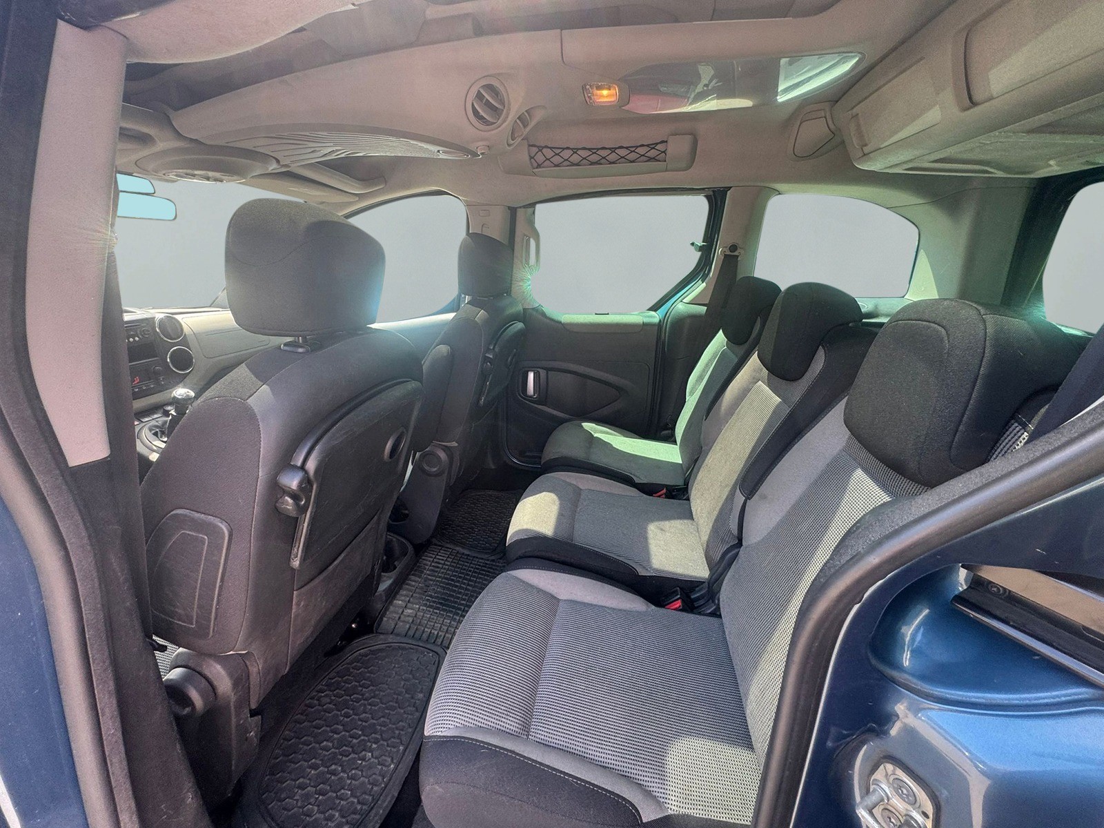 PEUGEOT Partner 1.6 HDI Trendy Clim (Pack)-image-7