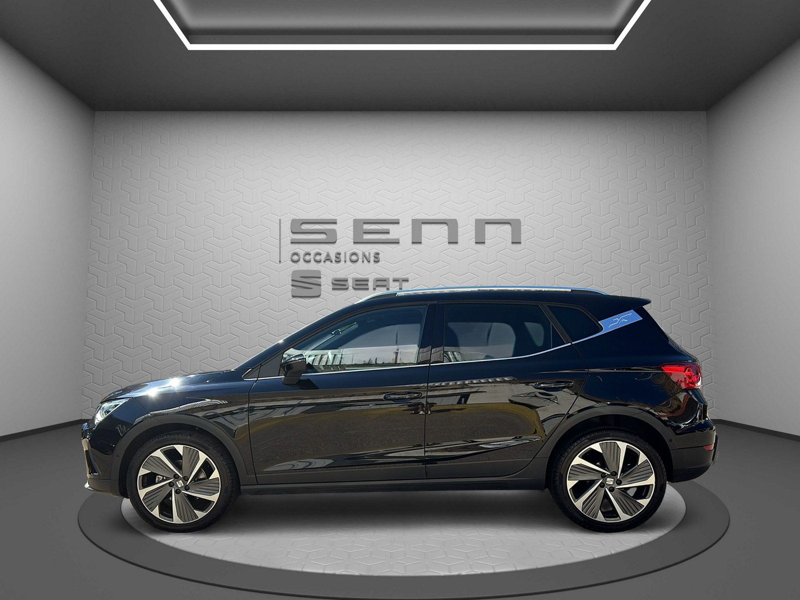SEAT Arona 1.5 Eco TSI Hola FR DSG-image-2