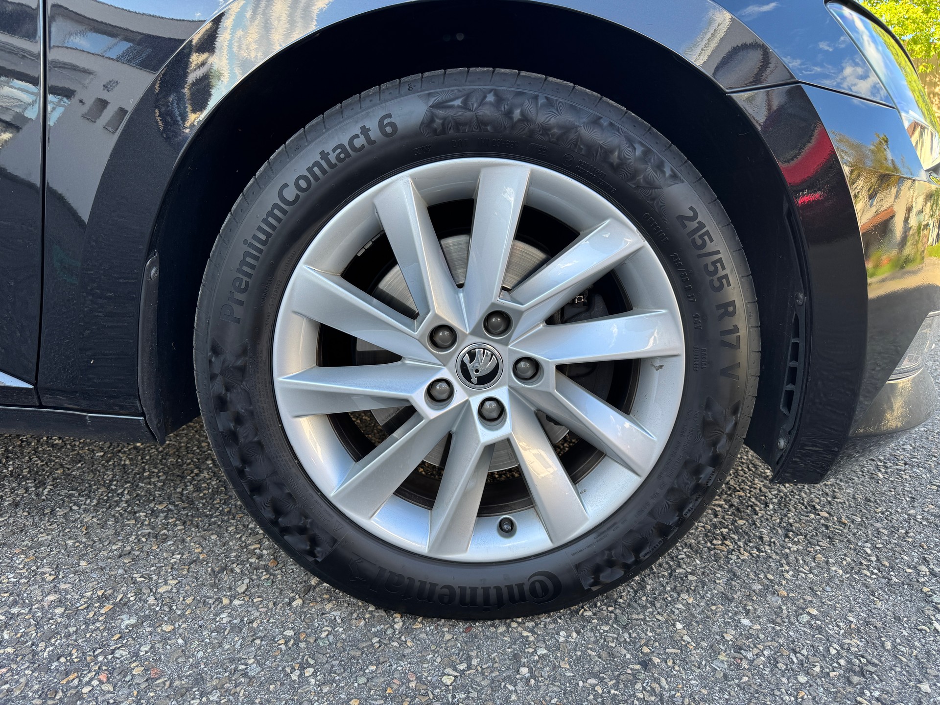 SKODA Superb Combi 2.0 TDi Style 4x4 DSG-image-7