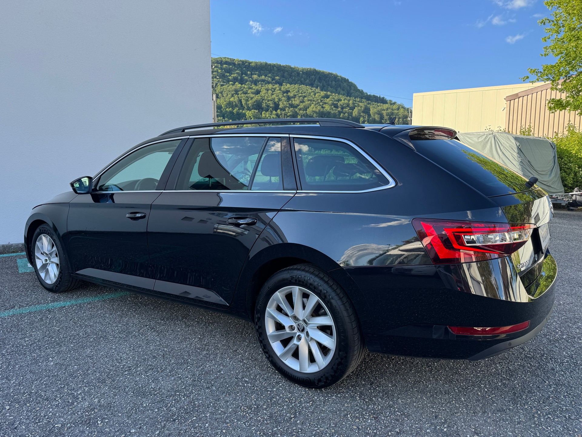 SKODA Superb Combi 2.0 TDi Style 4x4 DSG-image-5