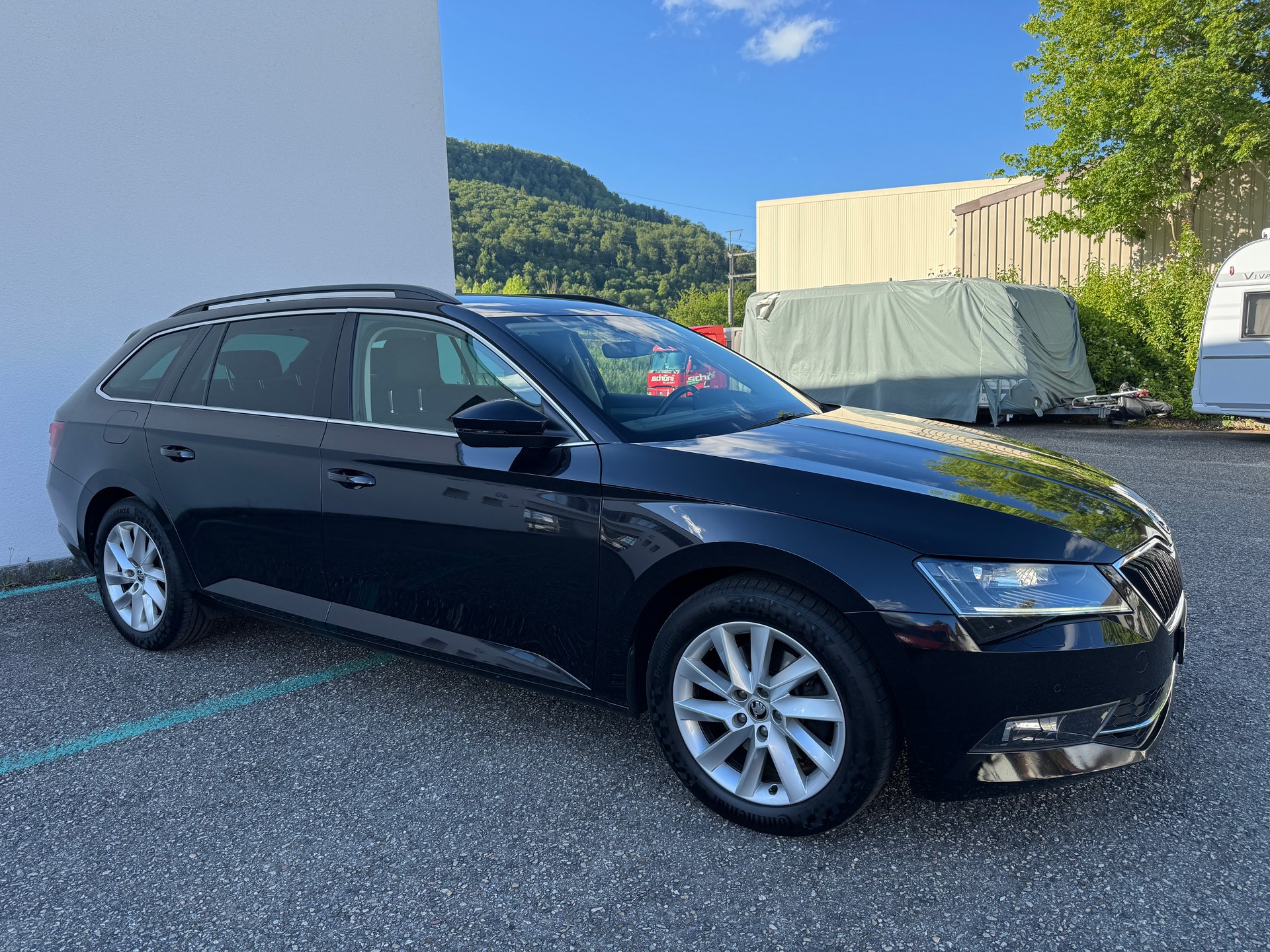 SKODA Superb Combi 2.0 TDi Style 4x4 DSG-image-2