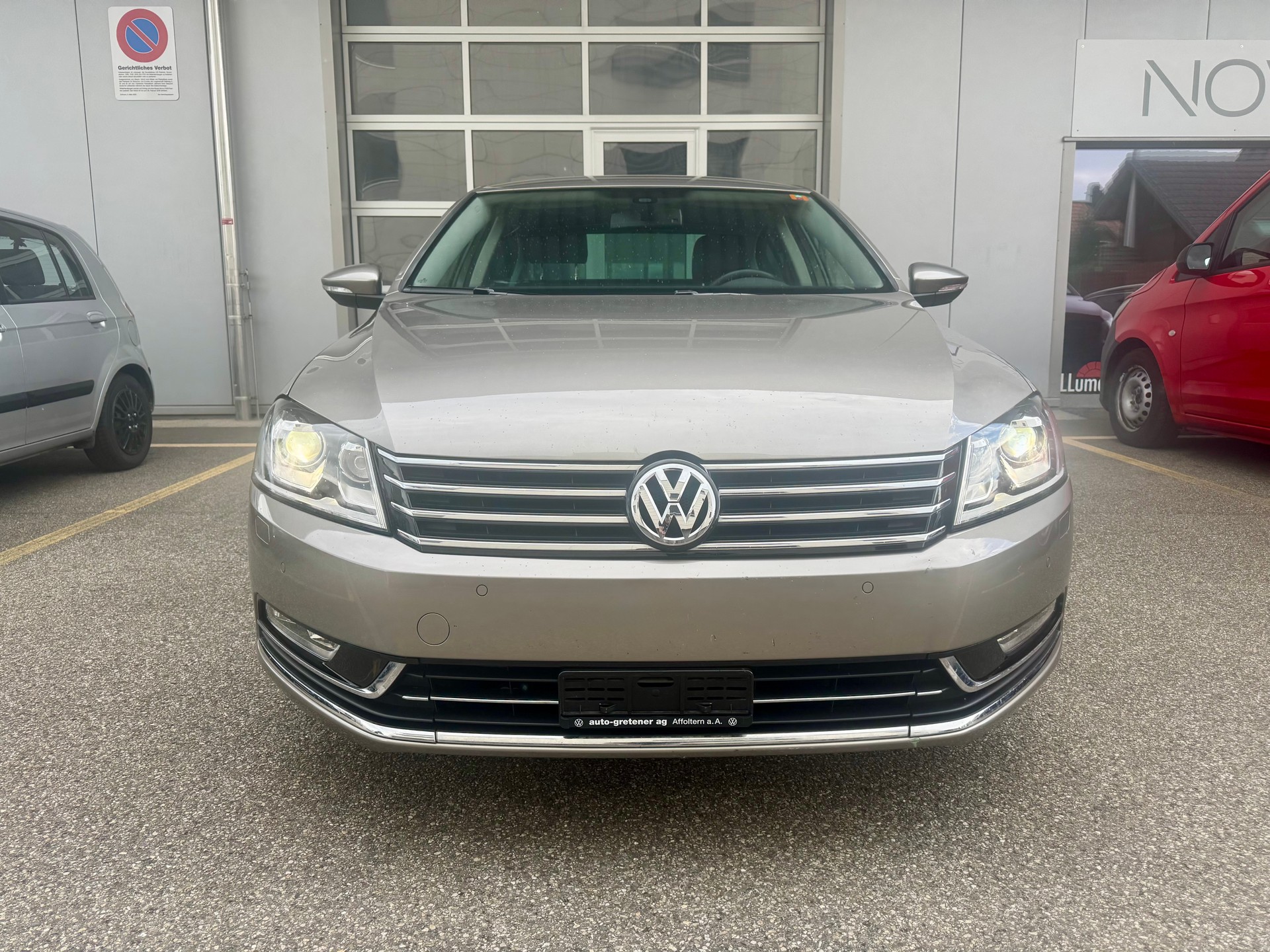 VW Passat 2.0 TDI BMT Highline 4Motion DSG *ab MFK & Service*-image-1