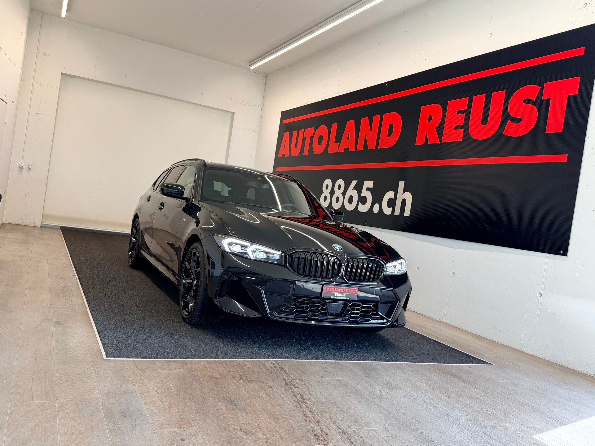BMW 330i Touring xDrive Steptronic M Sport Pro