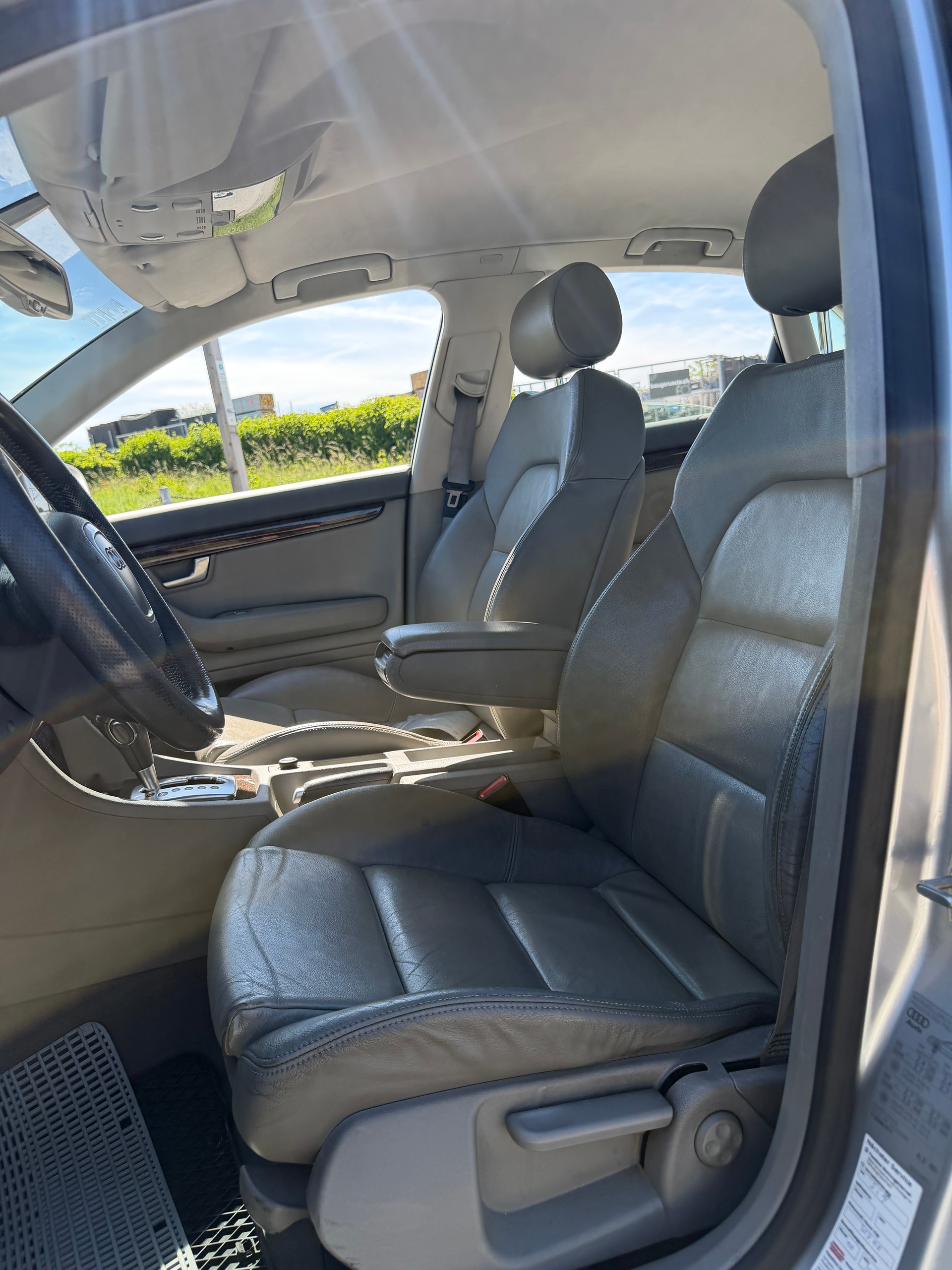 AUDI A4 Limousine 3.0 V6 TDI quattro-image-8