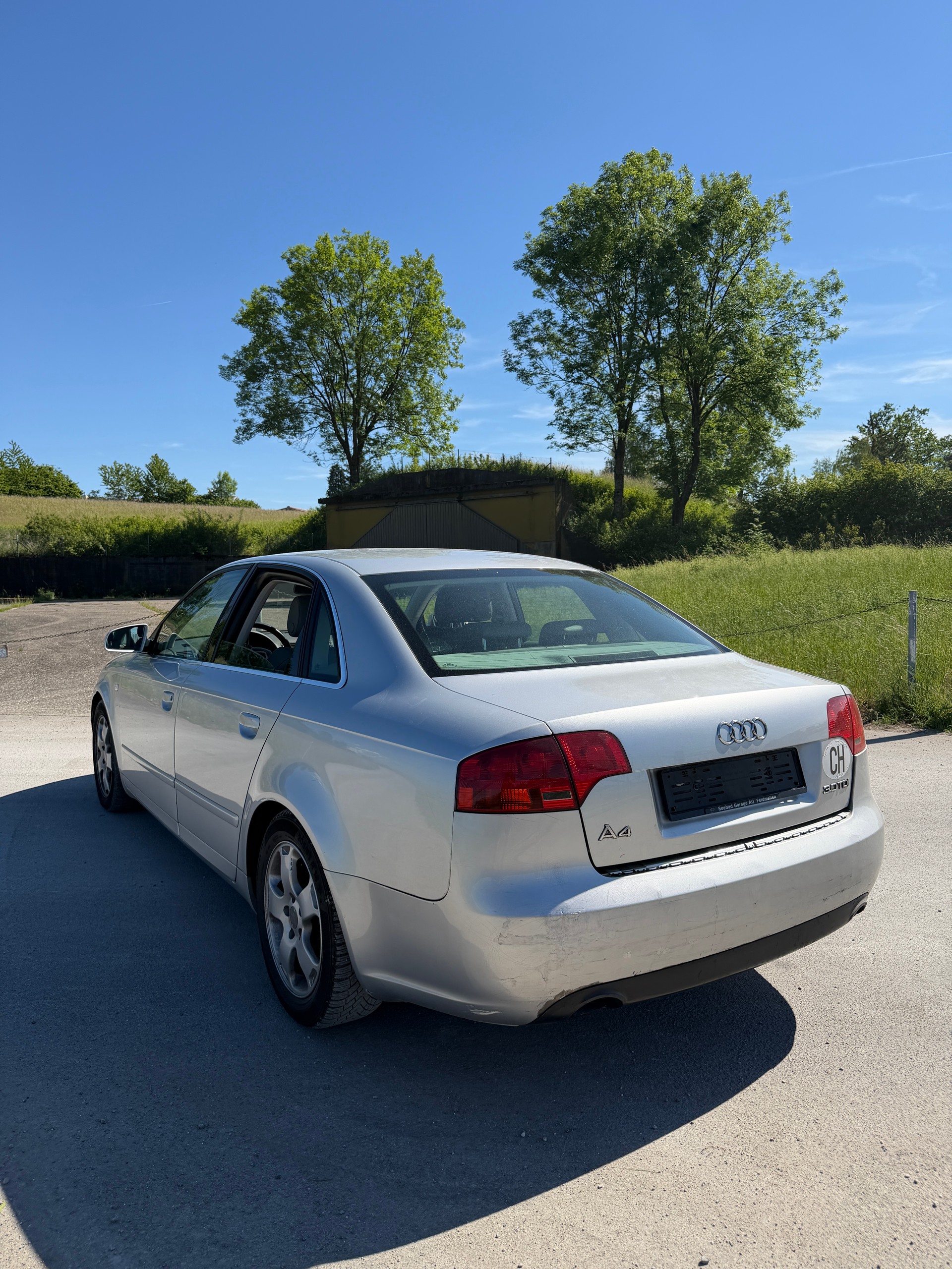 AUDI A4 Limousine 3.0 V6 TDI quattro-image-4