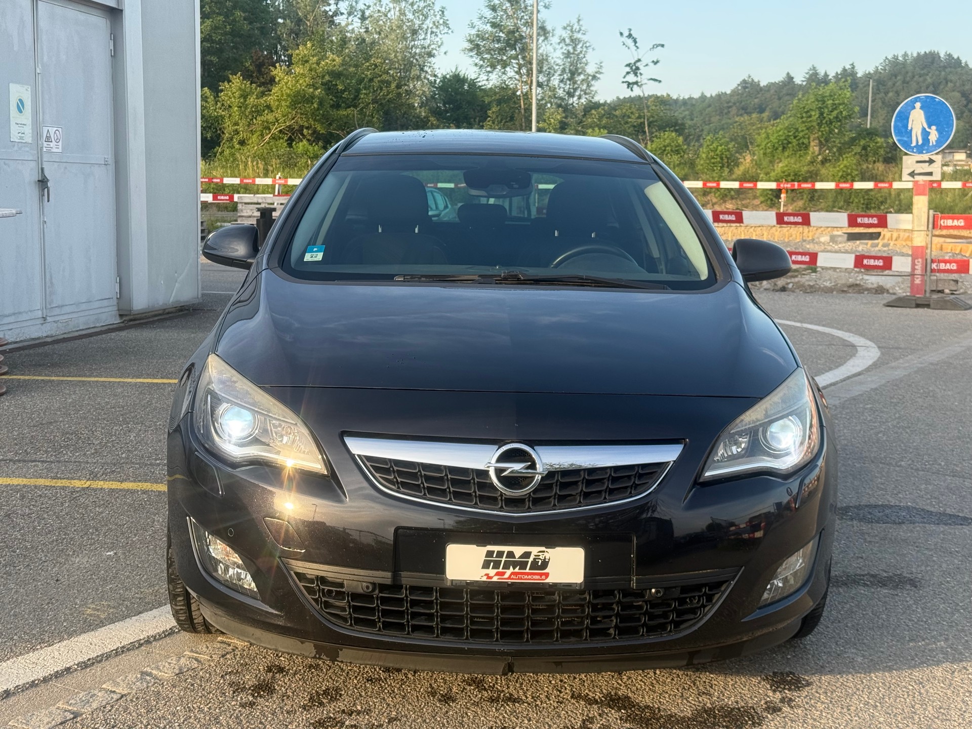 OPEL Astra SportsTourer 1.6i 16V Turbo Sport-image-1