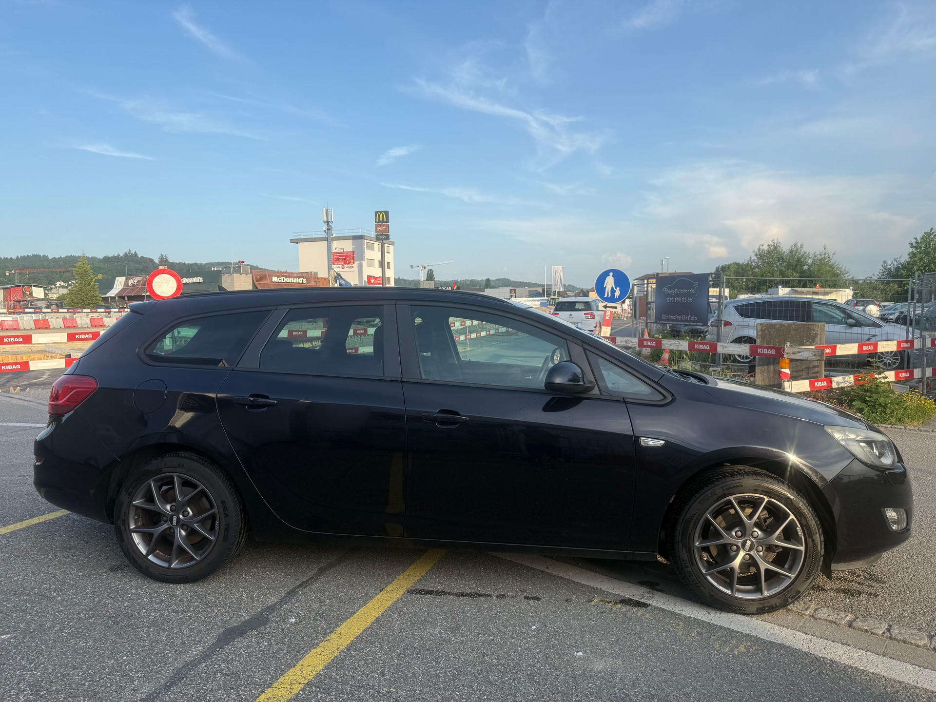 OPEL Astra SportsTourer 1.6i 16V Turbo Sport-image-6