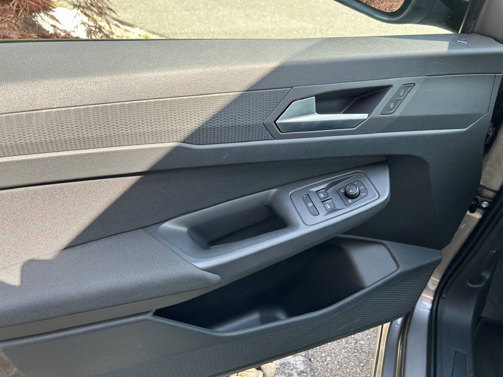 FORD TOURNEO CONNECT Grand 2.0 EcoBlue 122 Titanium Rollstuhl-Umbau-image-18