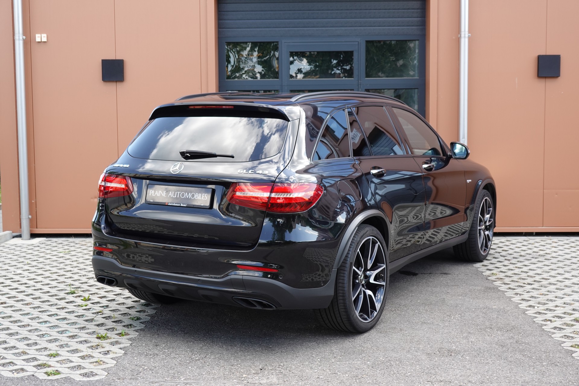 MERCEDES-BENZ GLC 43 AMG - " CH Auto * Toit Ouvrant * Sièges Electriques+Chauffant * GPS * Lumière Ambiance * Sièges chauffant arrière "-image-7