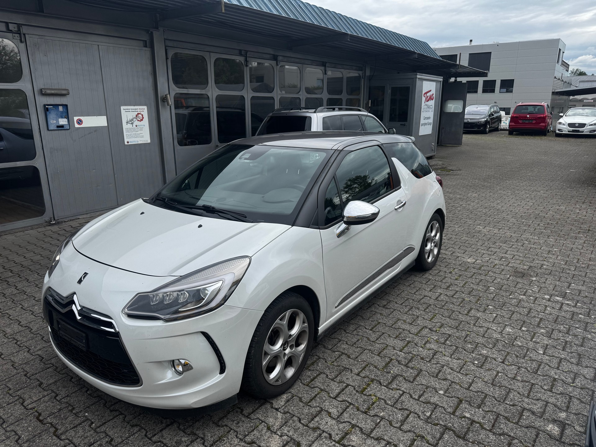 DS AUTOMOBILES DS3 1.6 THP Sport Chic Plus-image-1