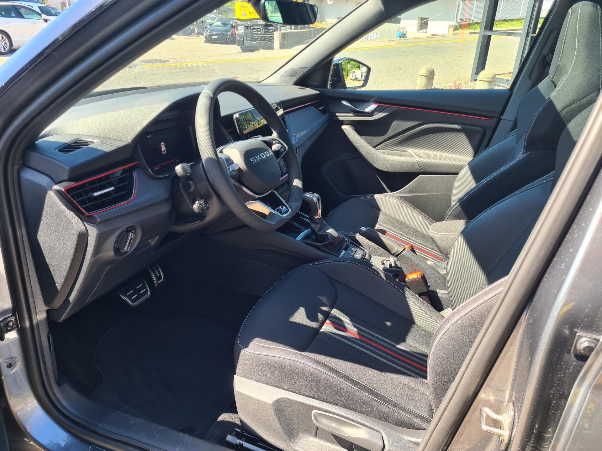 SKODA Kamiq 1.0 TSI Monte Carlo DSG-image-6