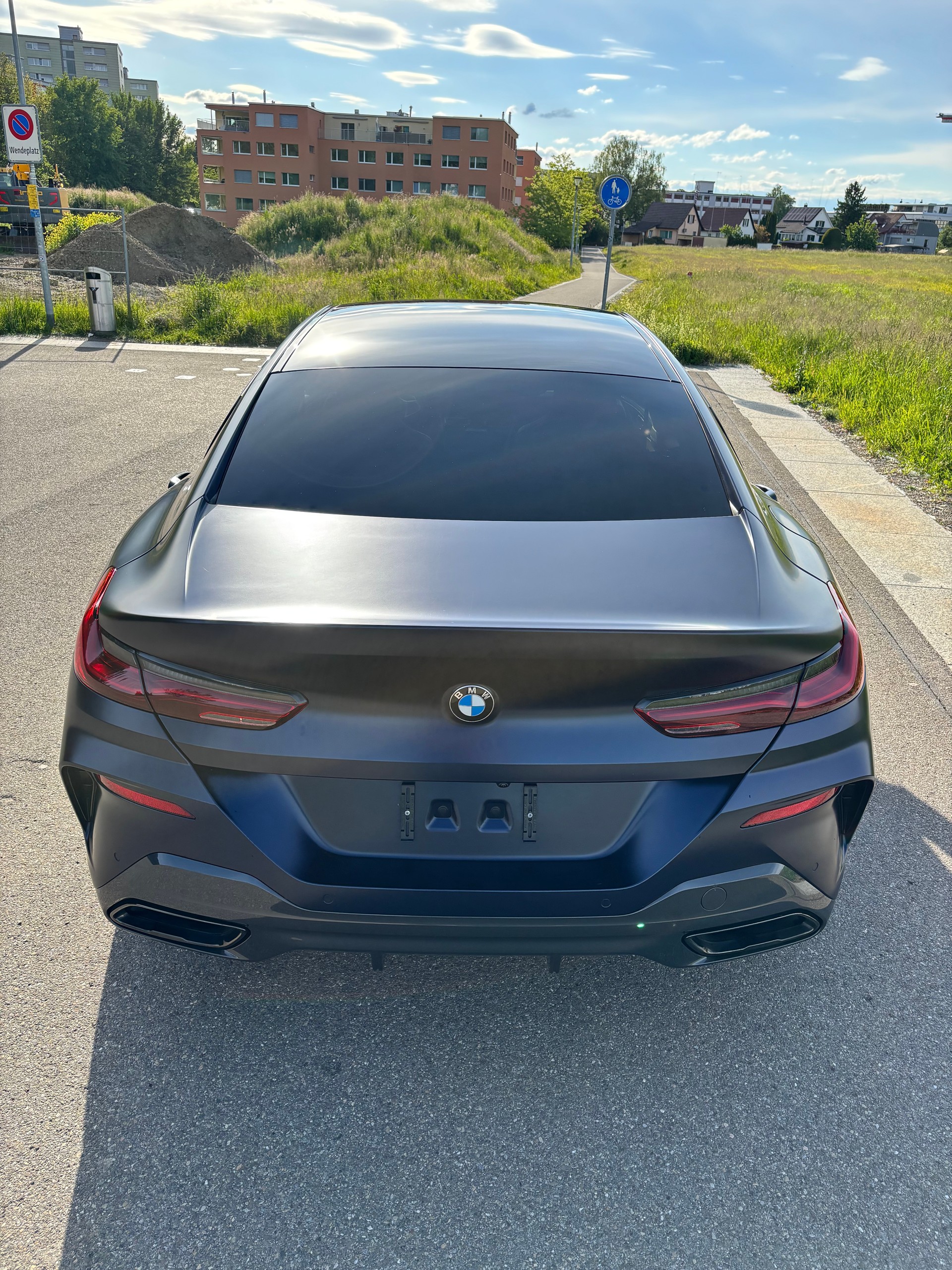 BMW M850i xDrive-image-4