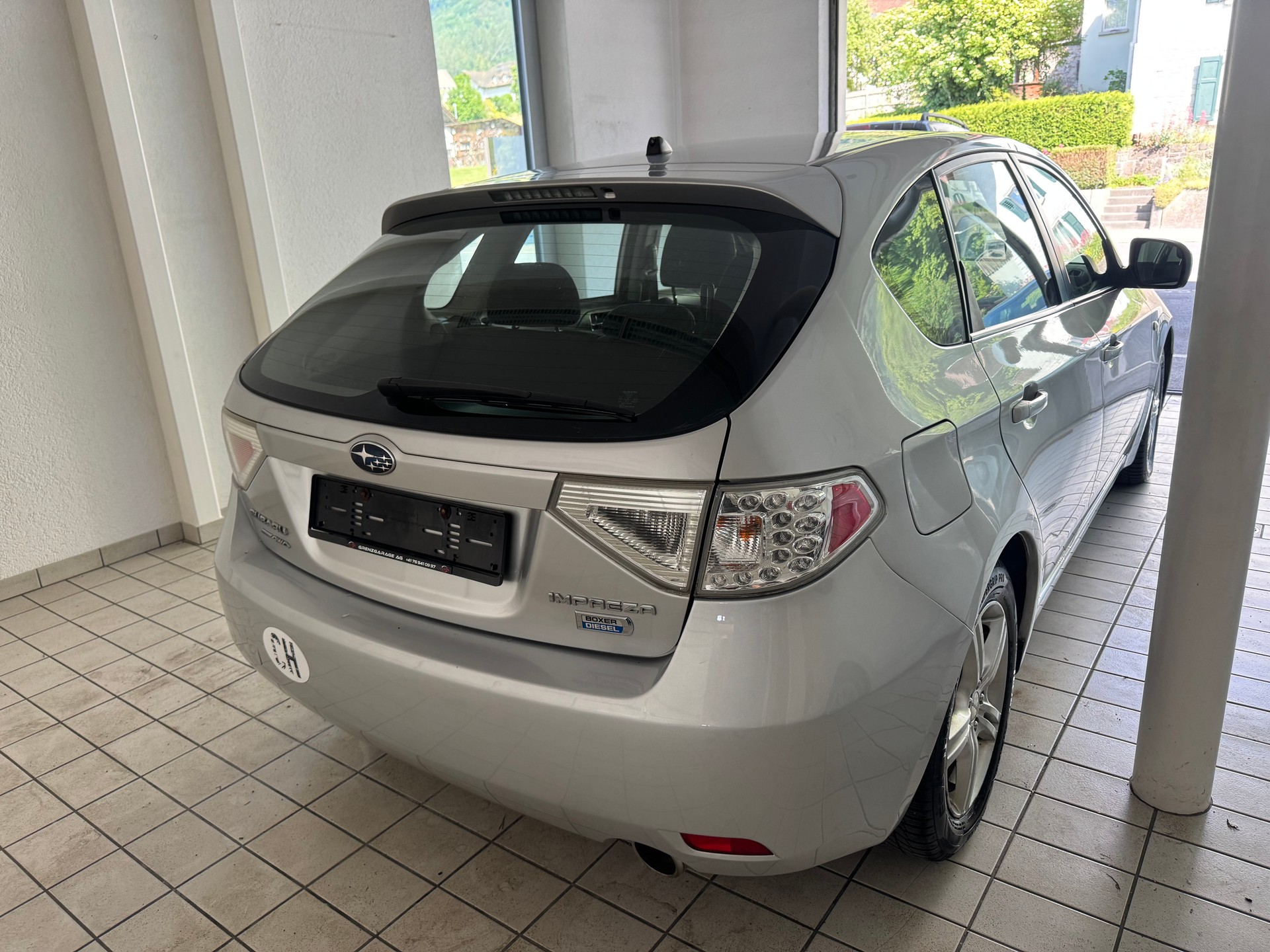 SUBARU Impreza 2.0D Swiss Special-image-8