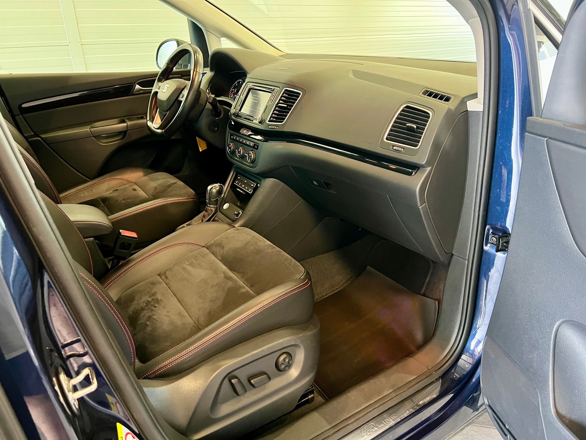 SEAT Alhambra 2.0 TDI FR Line 4Drive-image-13