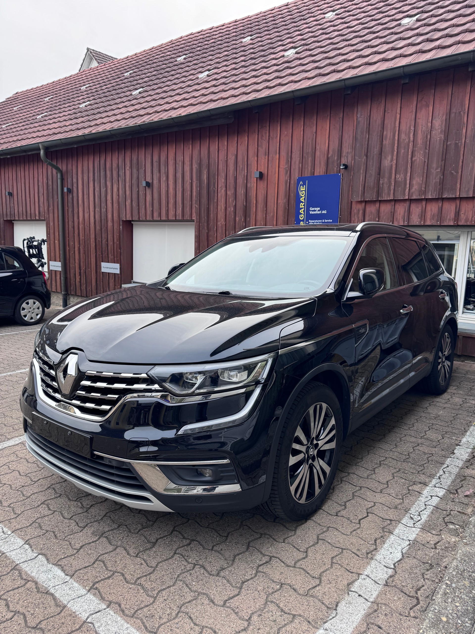 RENAULT Koleos 2.0 dCi Initiale 4WD Xtronic CVT-image-1
