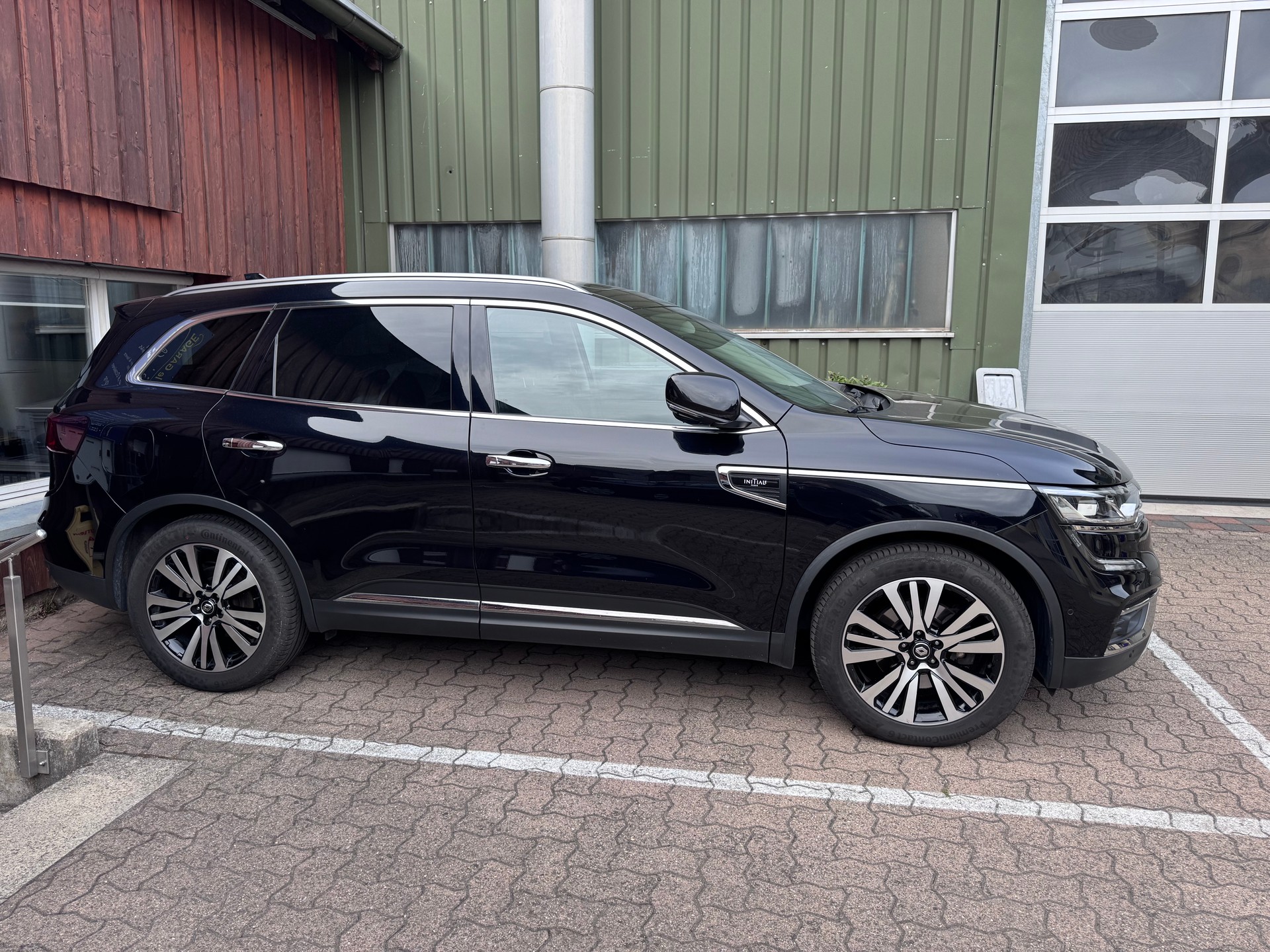 RENAULT Koleos 2.0 dCi Initiale 4WD Xtronic CVT-image-2