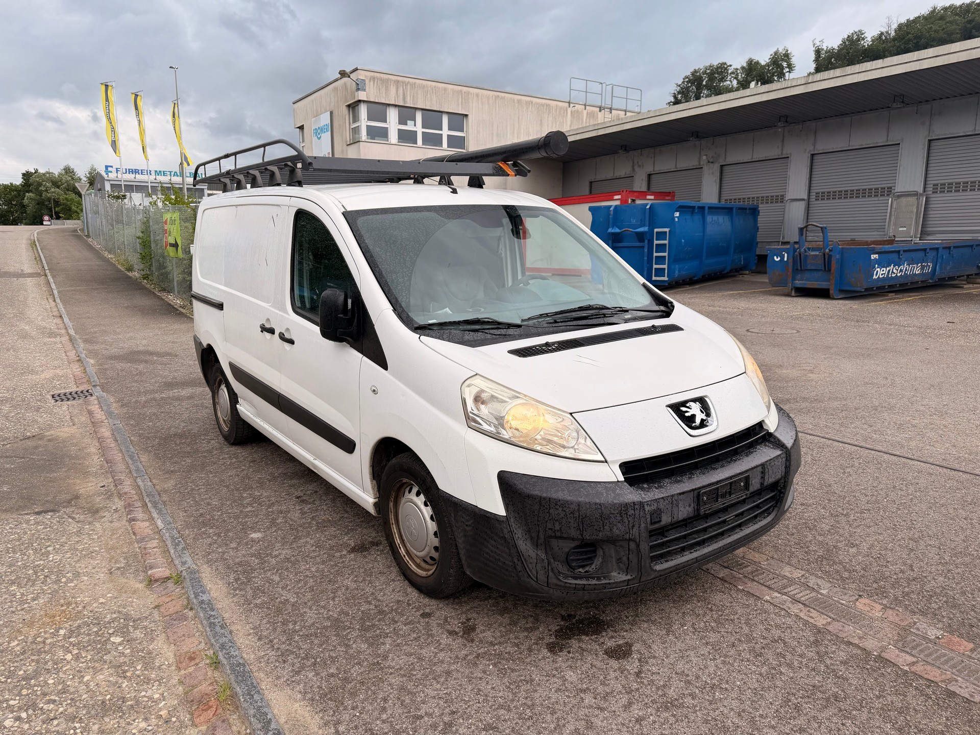 PEUGEOT Expert 2.0 HDi 229 L1H1-image-3