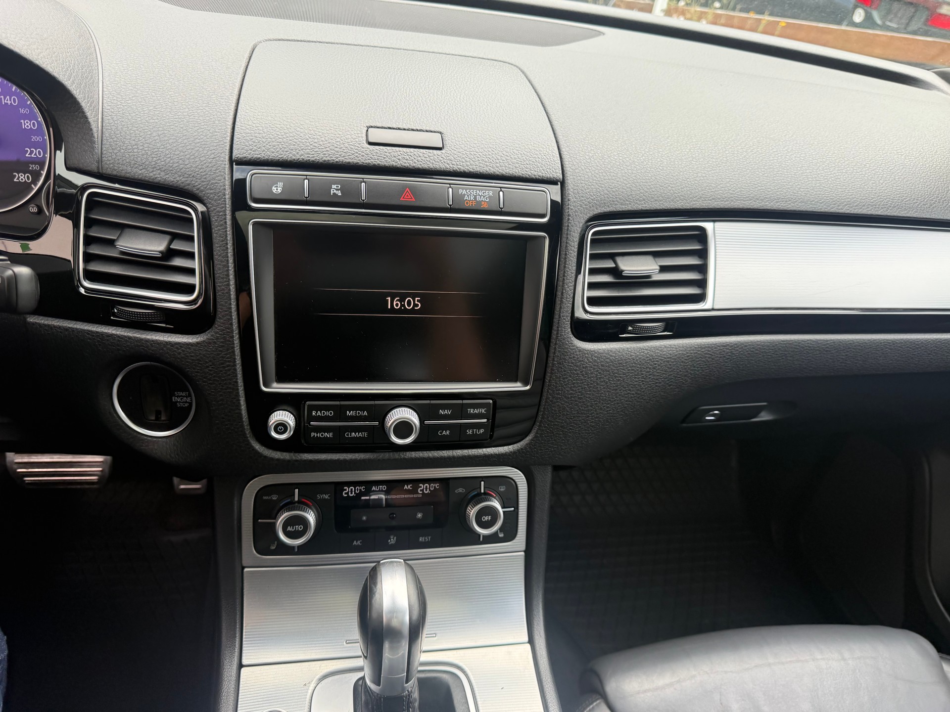 VW Touareg 3.0 TDI BMT Peak Tiptronic-image-7