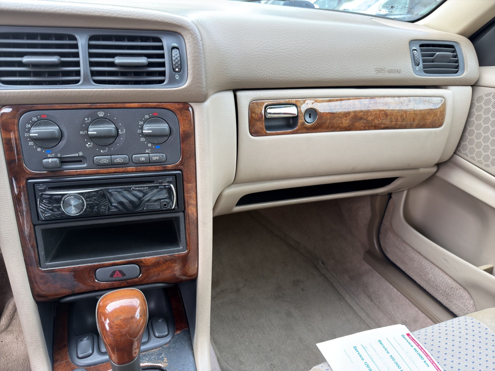 VOLVO V70 2.5 LPT-image-7