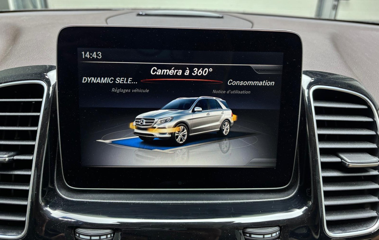 MERCEDES-BENZ GLE 300 d 4Matic AMG Line 9G-Tronic - Attelage-image-26