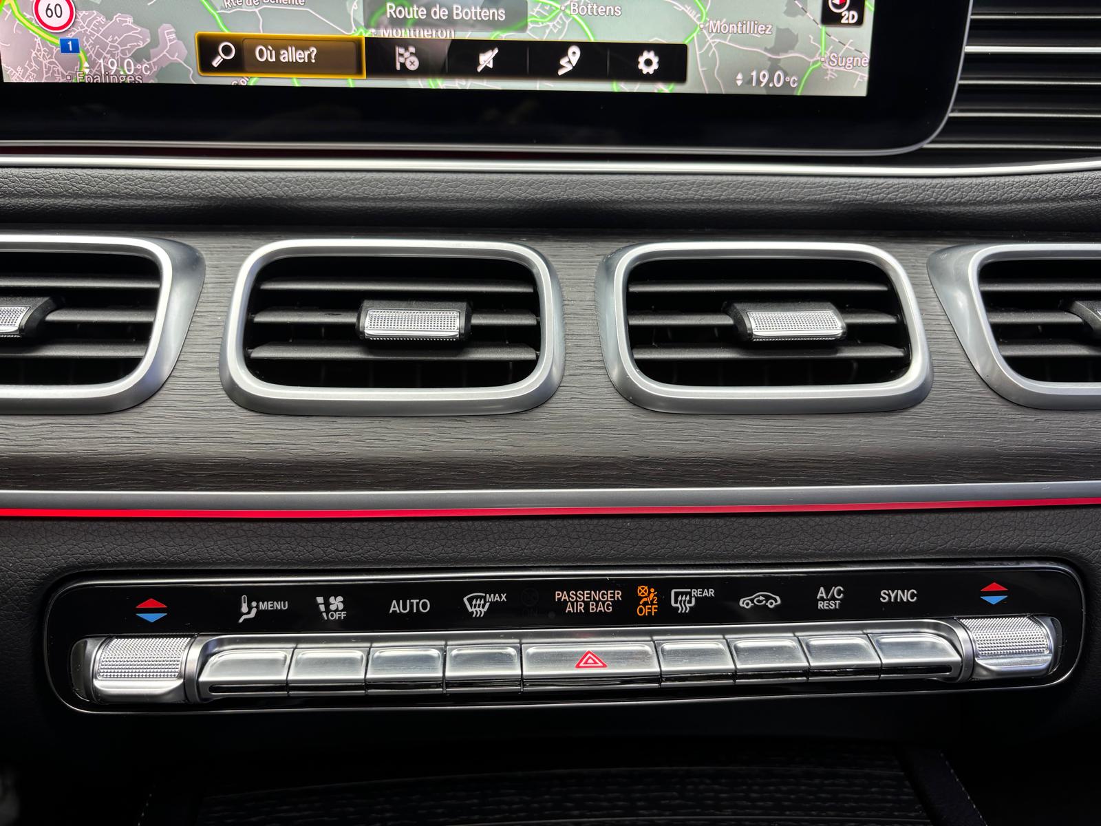 MERCEDES-BENZ GLE 300 d 4Matic AMG Line 9G-Tronic - Attelage-image-24