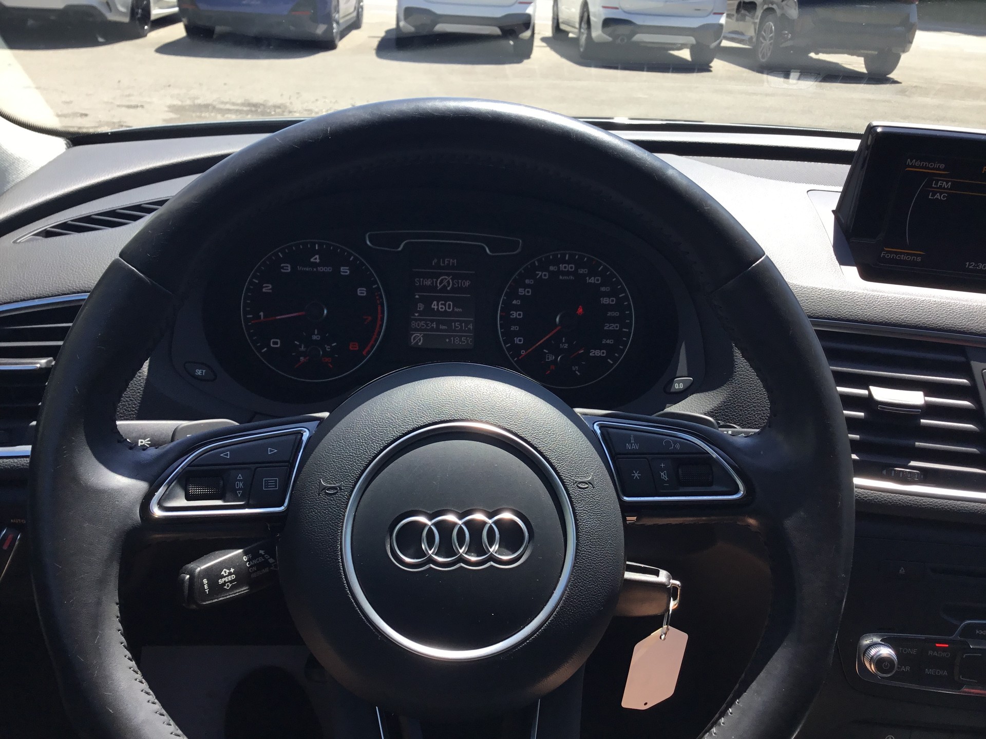 AUDI Q3 2.0 TFSI quattro S-tronic-image-8