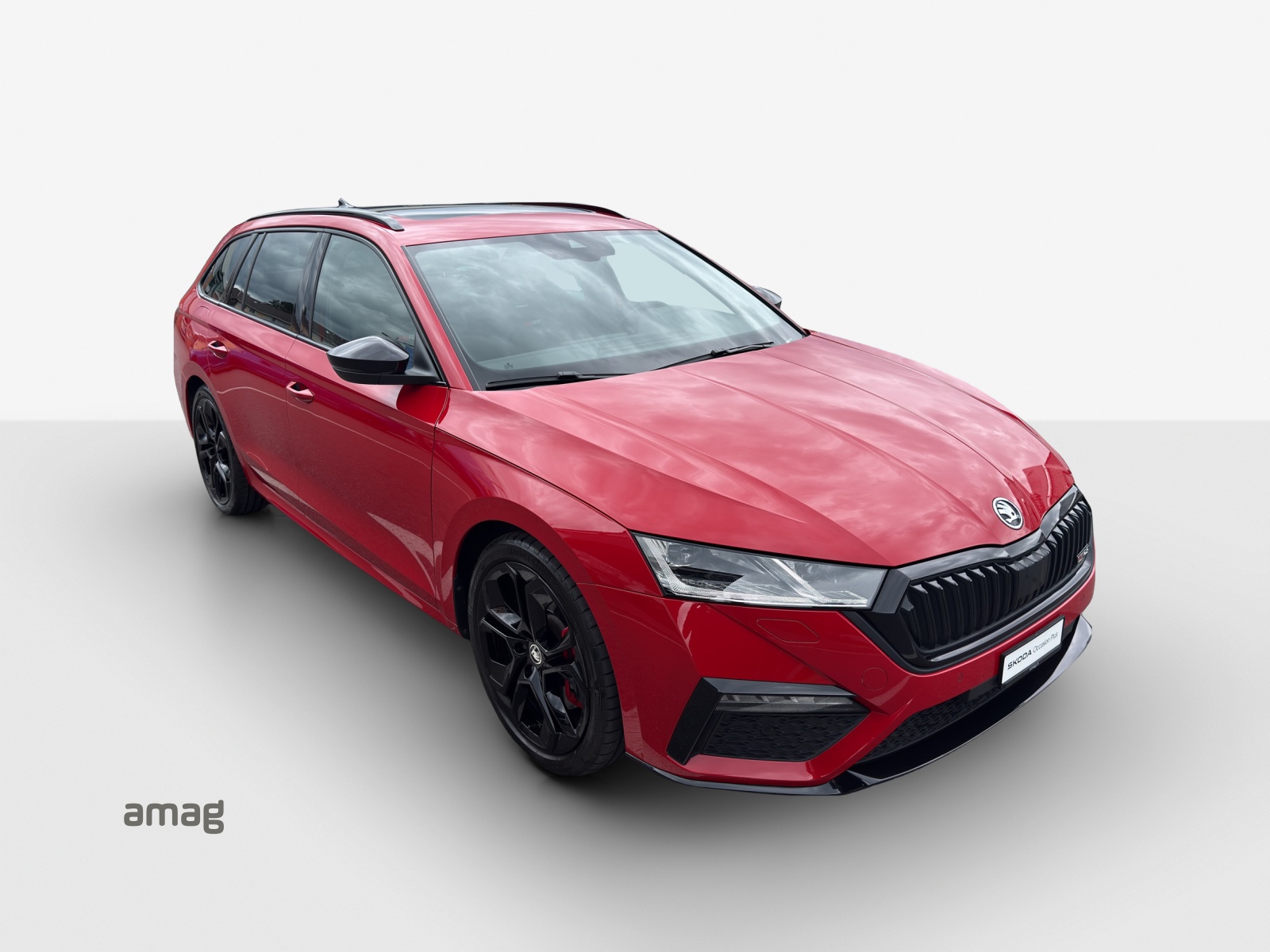 SKODA Octavia Combi 2.0 TSI DSG RS-image-5